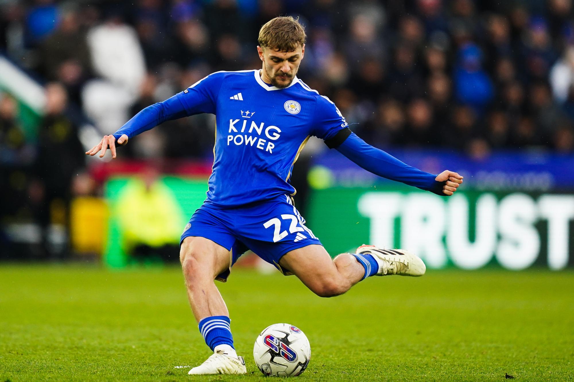 Leicester a-t-il prêté Kiernan Dewsbury-Hall à cause d'un match de billard ?