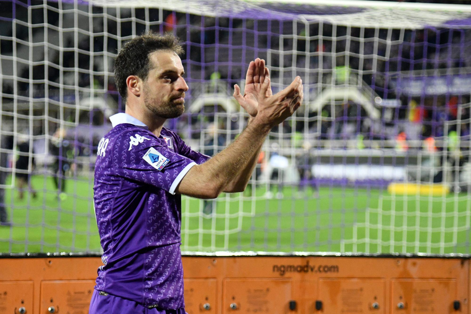 Ancien milieu de terrain du Milan et de la Fiorentina, Giacomo Bonaventura dit stop