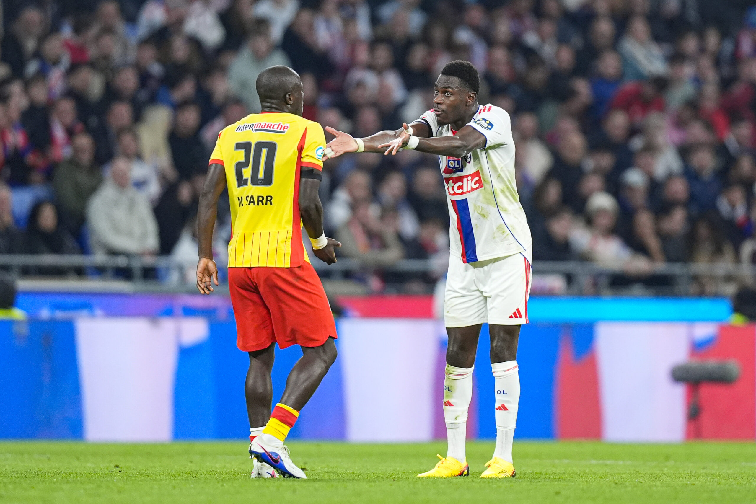 Moussa Niakhaté répond à son embrouille avec Malang Sarr lors de Lyon-Lens en Coupe de France