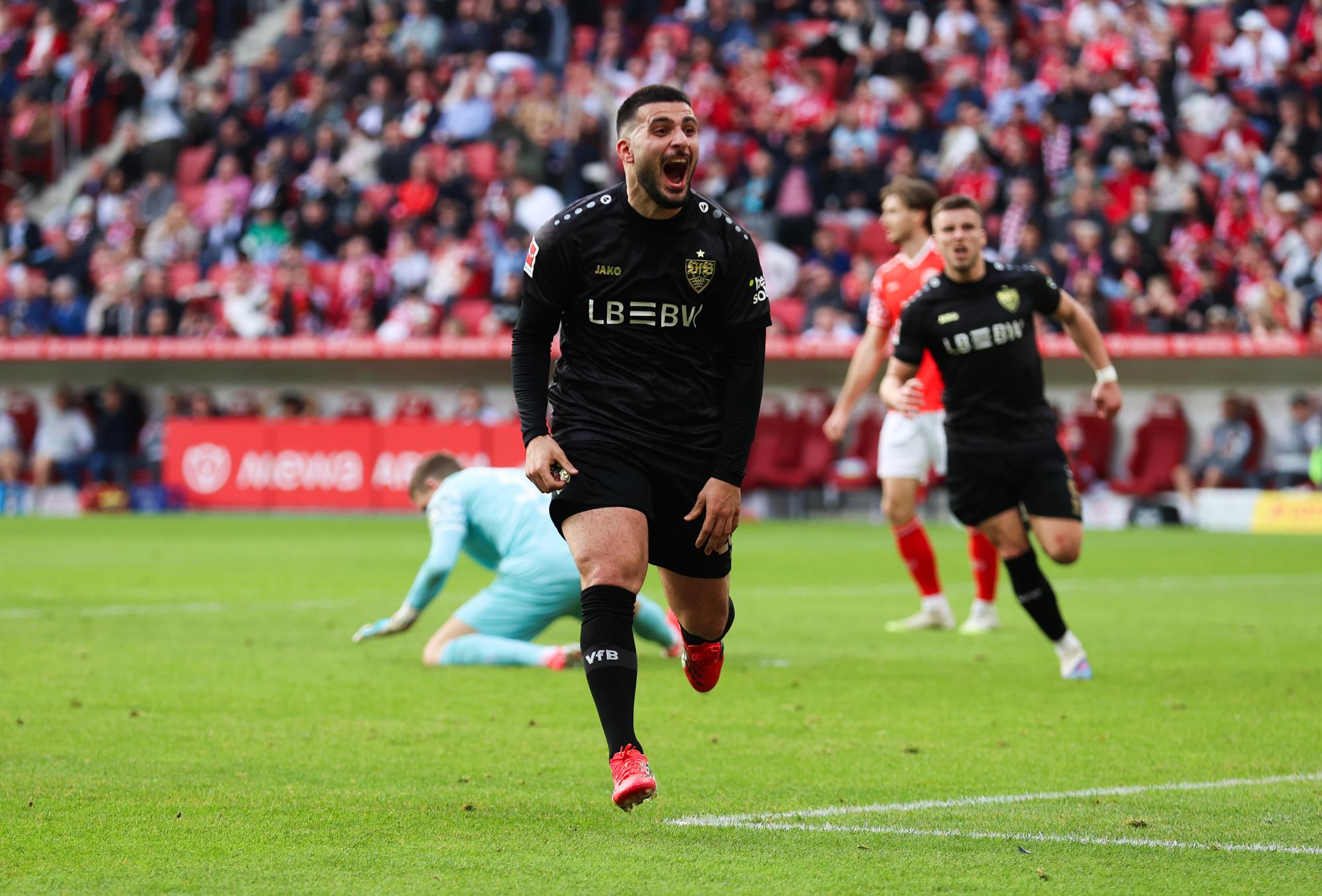 Bundesliga : Leipzig se fait peur, Wolfsburg s'enfonce dans la crise