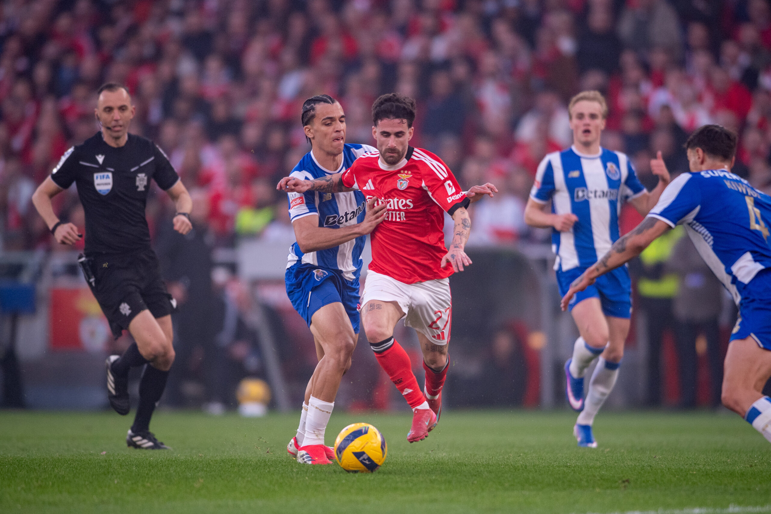 Portugal : Benfica revient de nulle part pour arracher le nul contre Porto