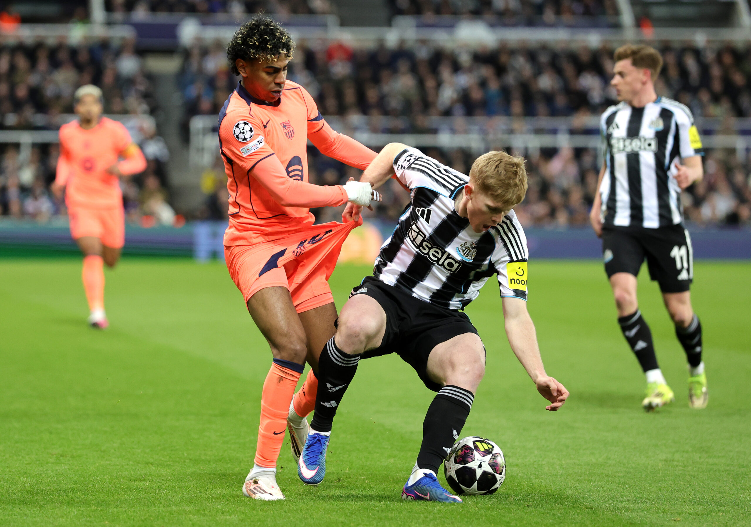 Ligue des champions : un penalty au bout du suspense sauve le FC Barcelone à Newcastle