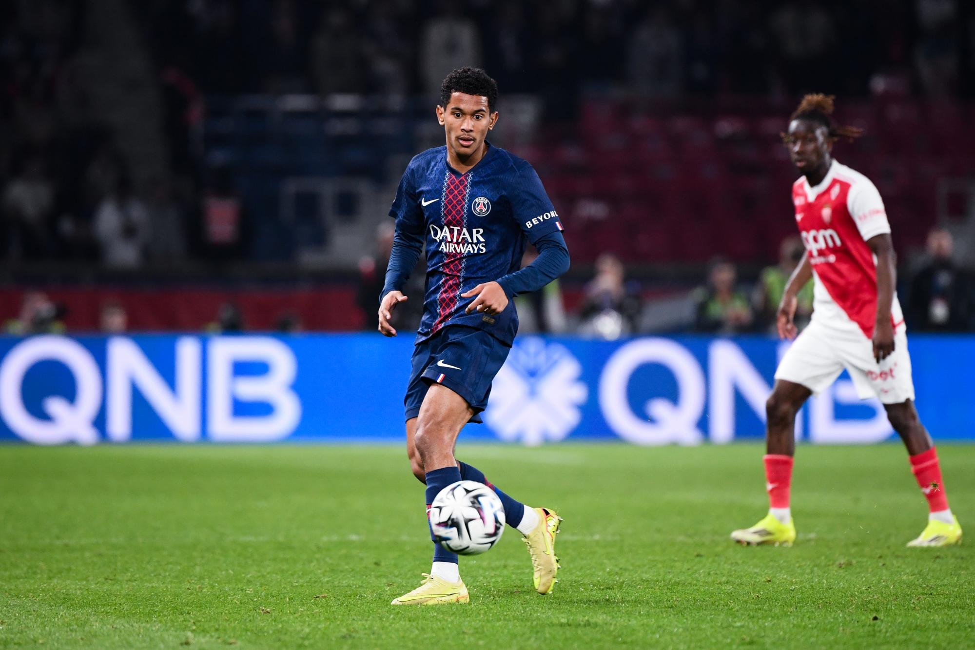 PSG : Senny Mayulu pourrait rapidement quitter le club