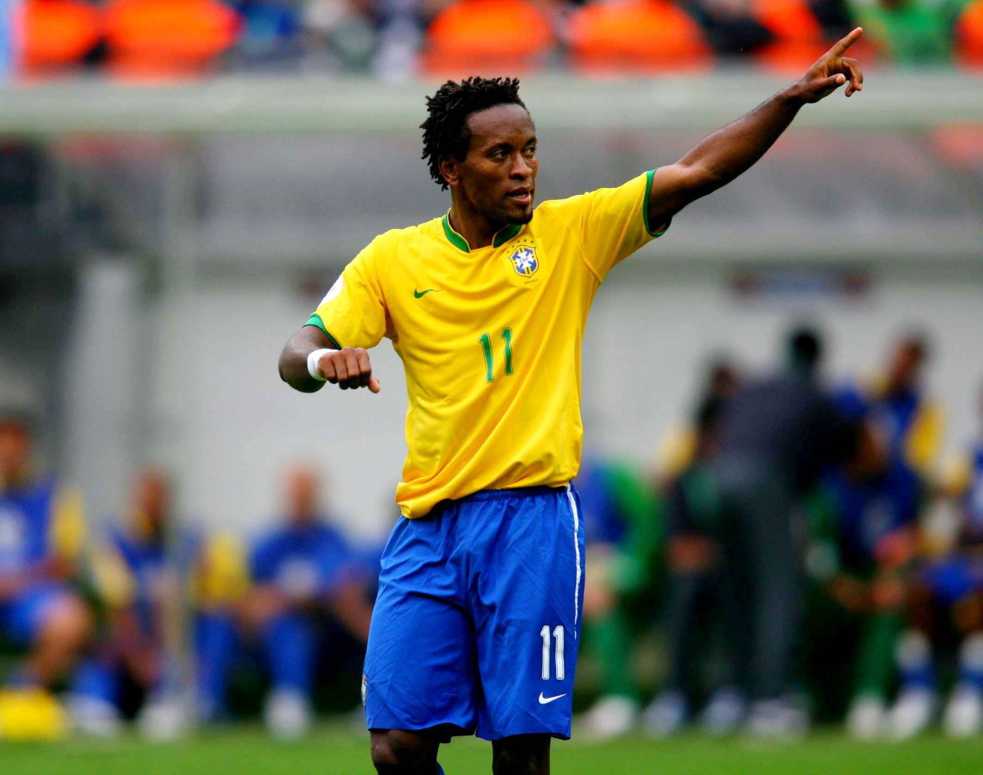 Real Madrid : Nuits blanches, stress, grignotage... Comment le jeu Crash Bandicoot a fait dérailler Zé Roberto