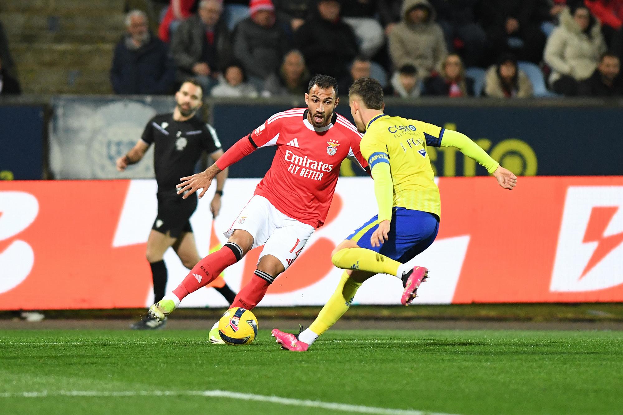 Liga Portugal : La rencontre entre Arouca et Benfica temporairement interrompue par un incendie