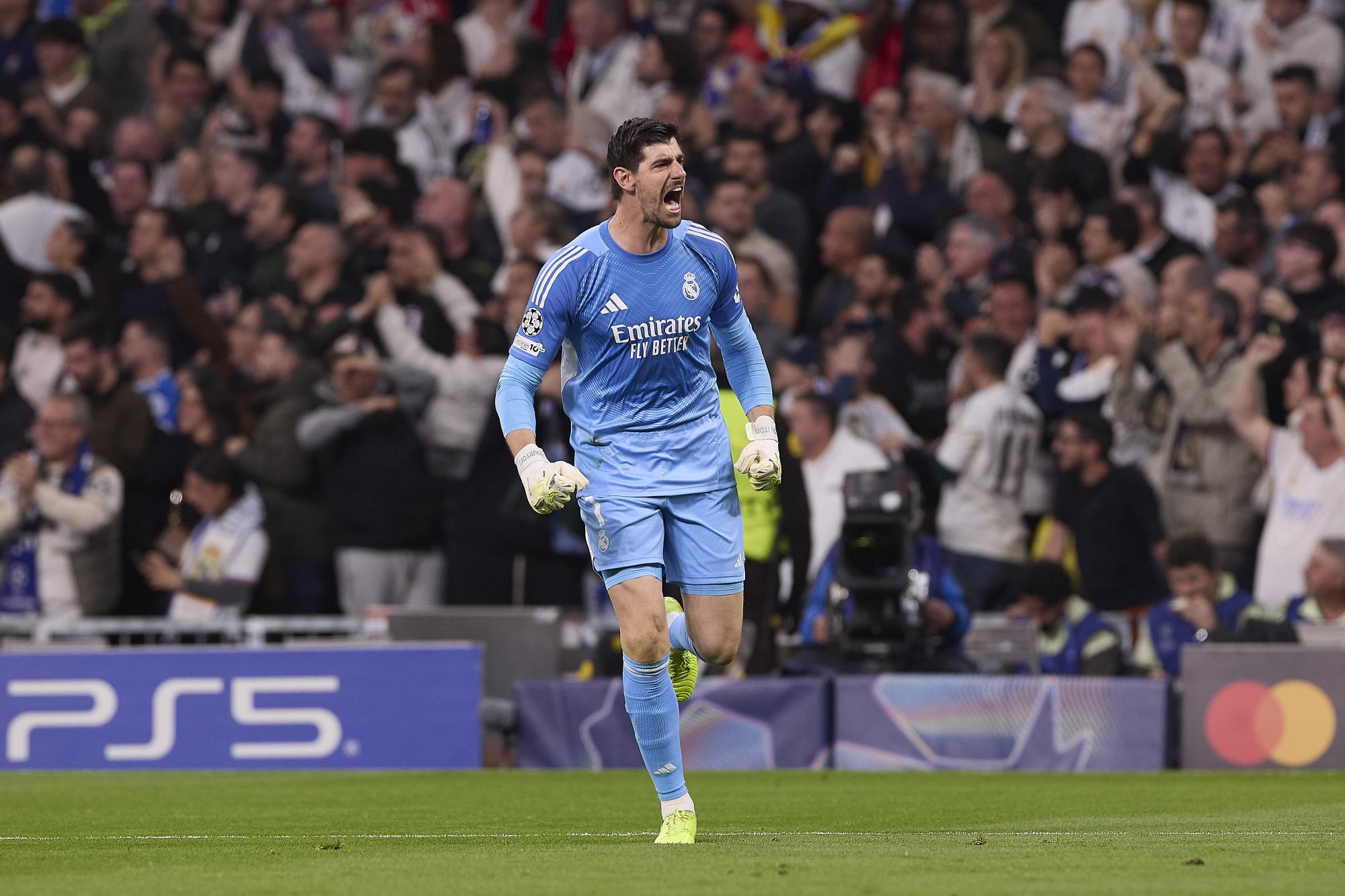 Ligue des champions : Remplacé à la mi-temps de la rencontre face à Manchester City, Thibaut Courtois souffrirait d'une surcharge musculaire à l'adducteur droit