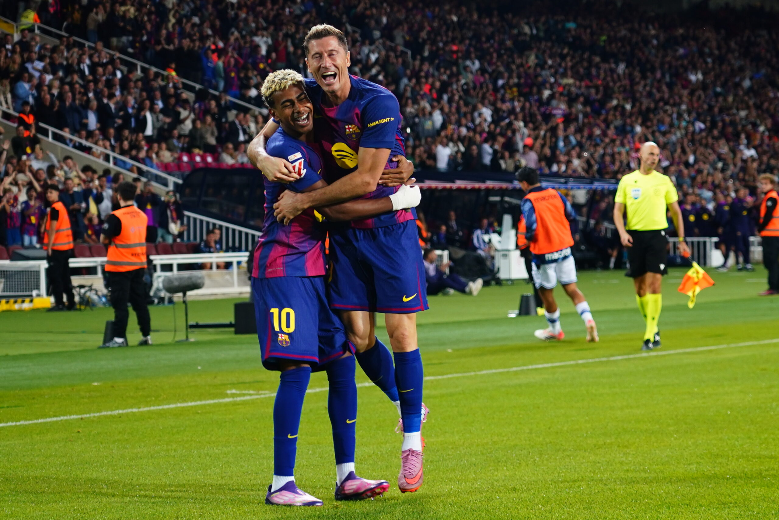 Lamine Yamal plus jeune joueur à marquer dix buts en Ligue des champions, Robert Lewandowski record