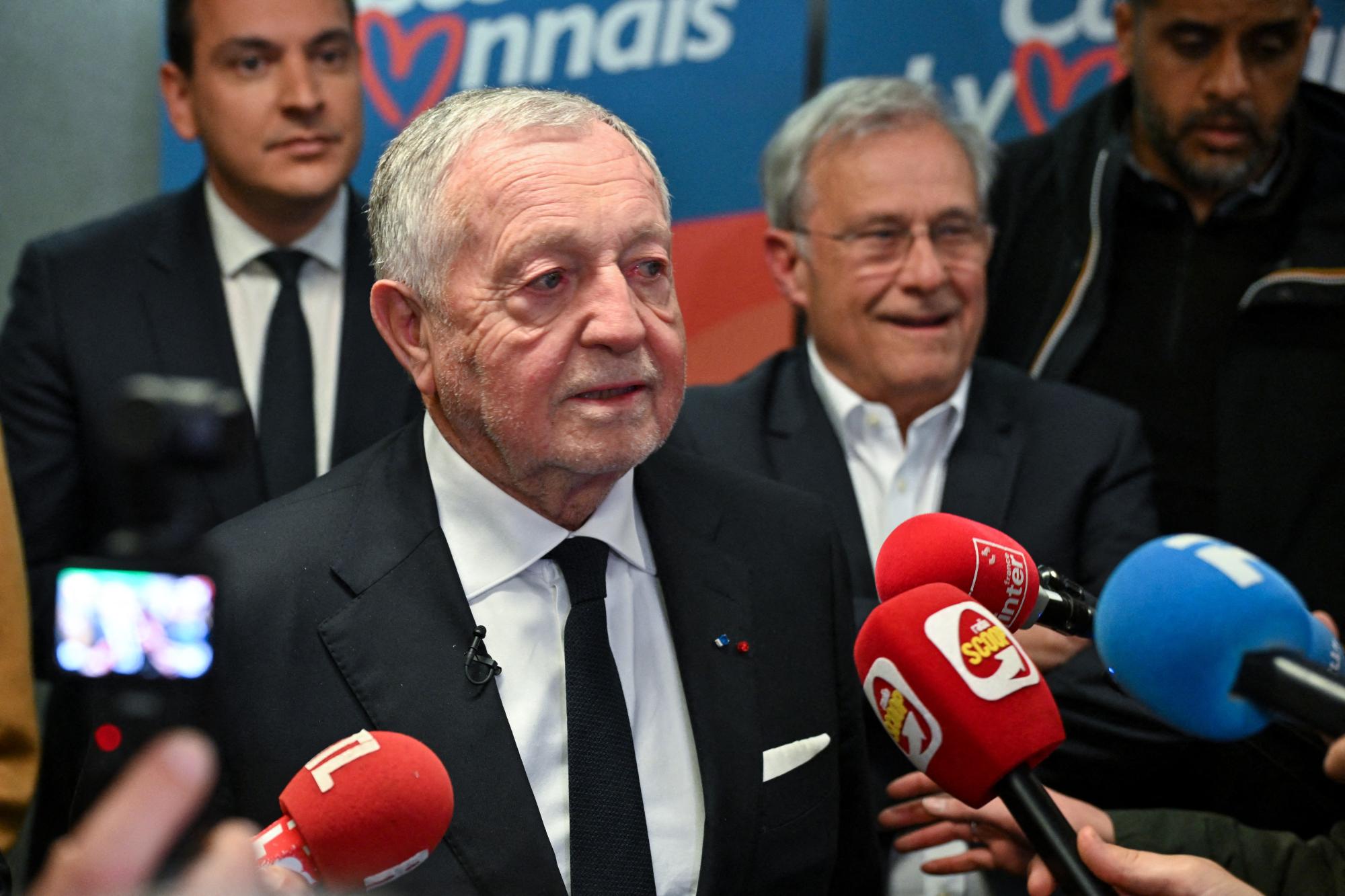 «/Savoir perdre le jeudi pour gagner le dimanche/» : candidat aux municipales, Jean-Michel Aulas réagit à la débâcle lyonnaise contre le Celta de Vigo