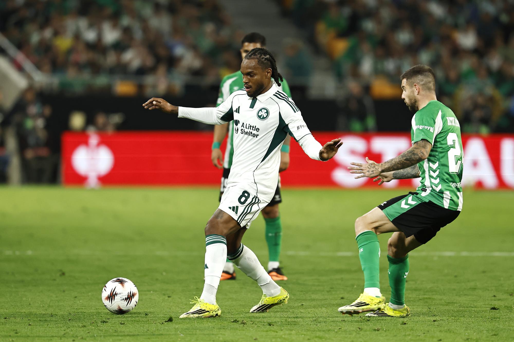 Hellène et ses garçons : 15 joueurs dont on avait totalement zappé le passage en Grèce