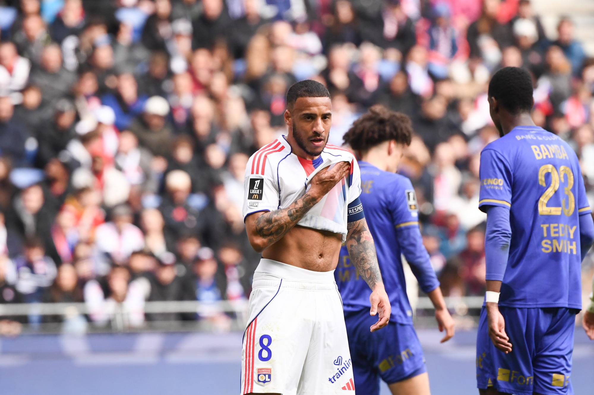 Ligue 1 - Le capitaine lyonnais Corentin Tolisso se plaint d'un penalty après le match perdu face à Monaco