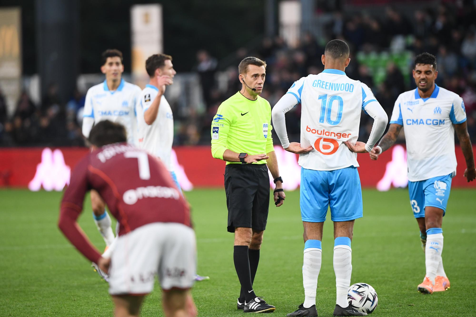 La LFP annonce que le coup d'envoi de Marseille-Metz est décalé à 21h05