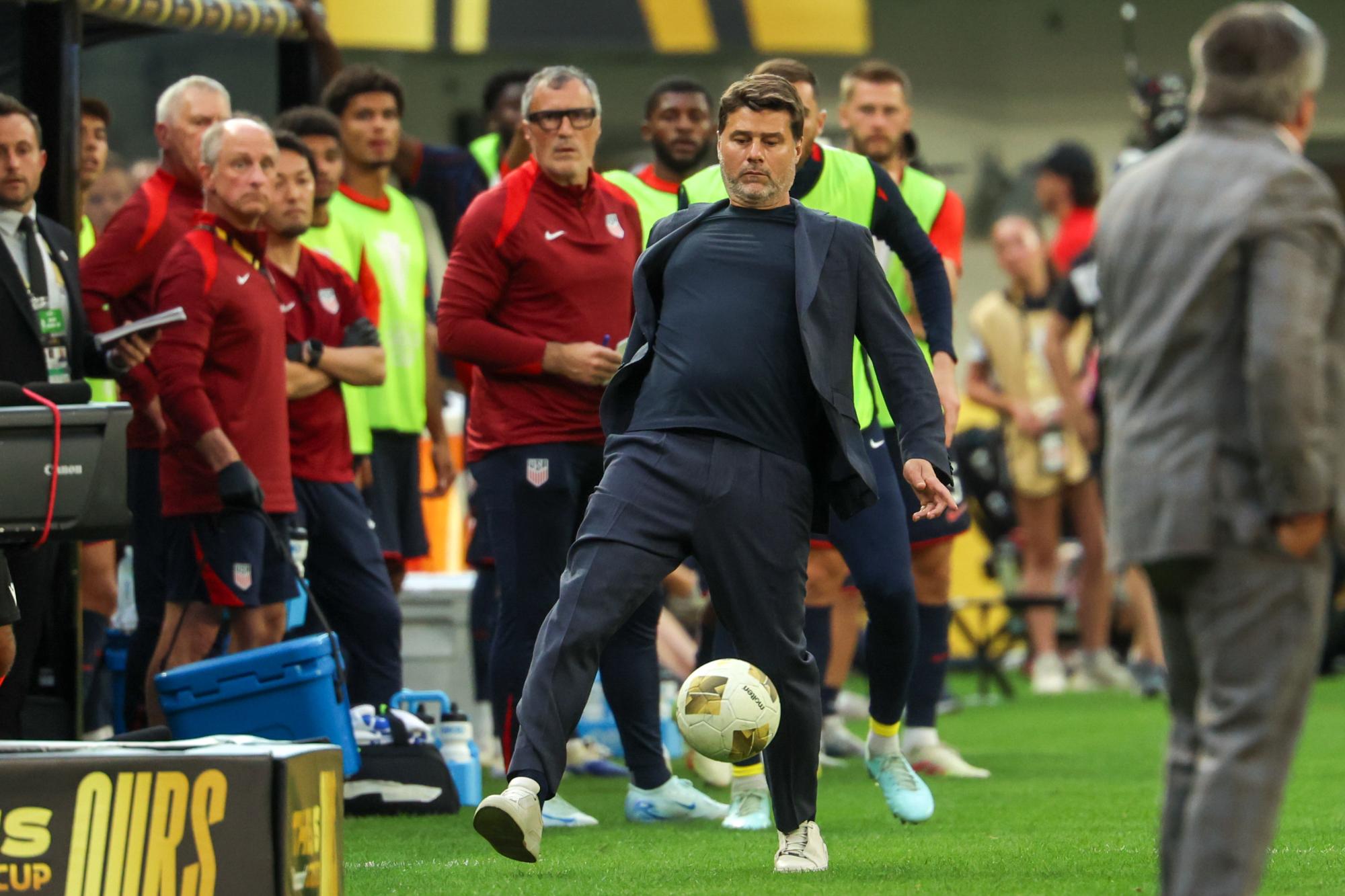 Mauricio Pochettino refuse de parler politique, mais déballe sur la fin de son aventure au PSG