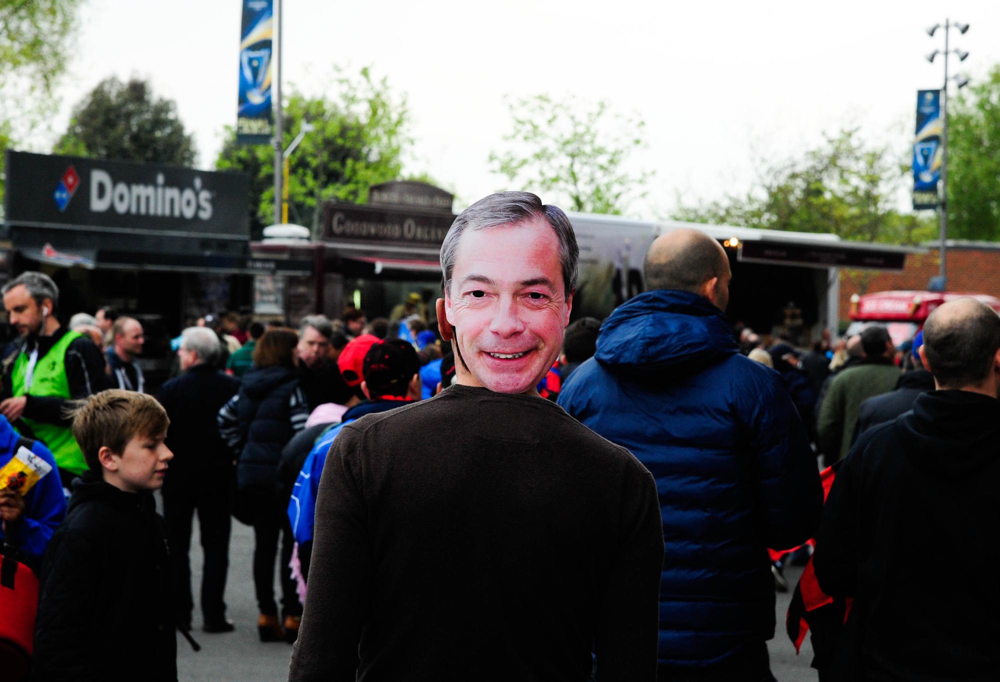 Mais que foutait Nigel Farage au stade d'Ipswich ?