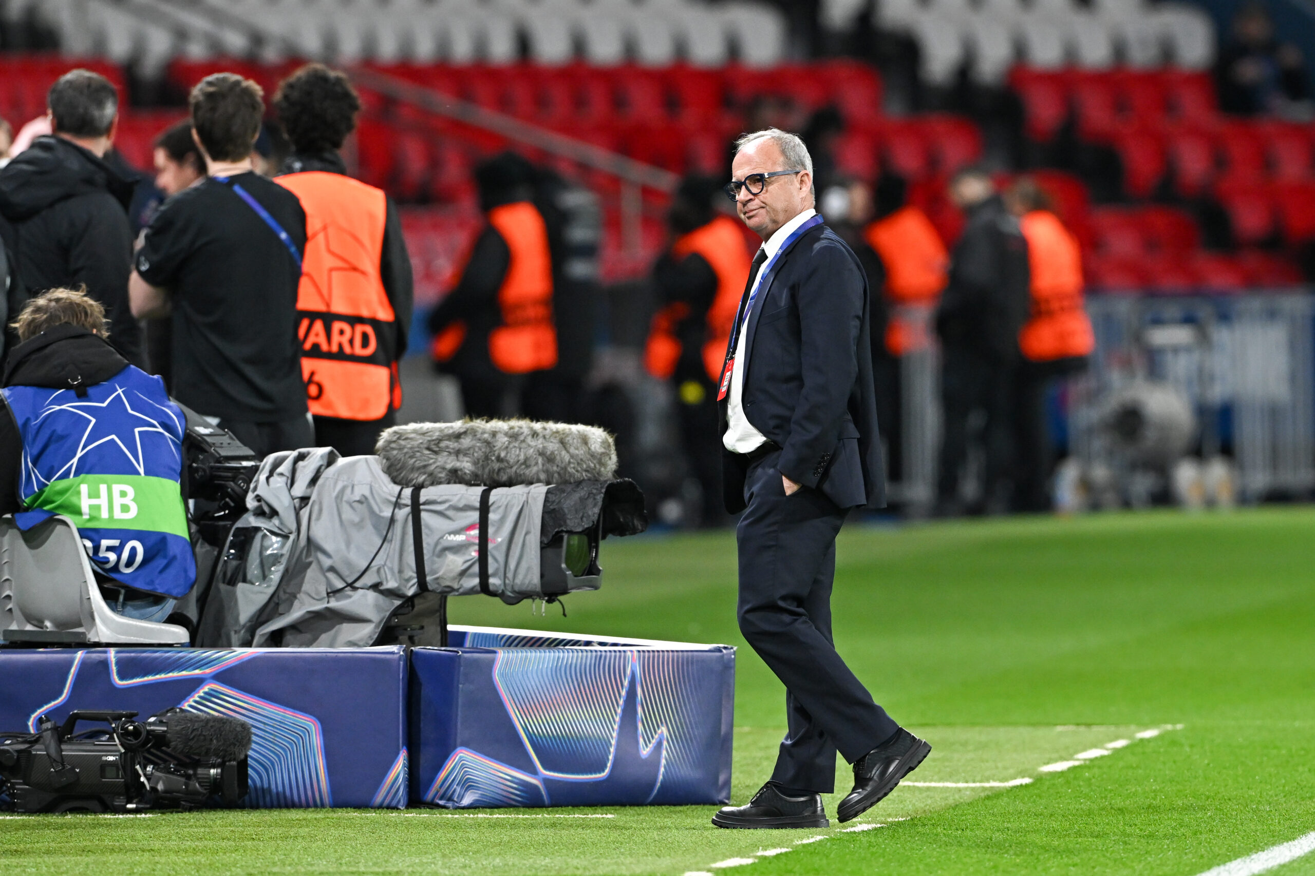France - Ligue 1 : Luis Campos explique pourquoi le PSG veut reporter le match contre Lens