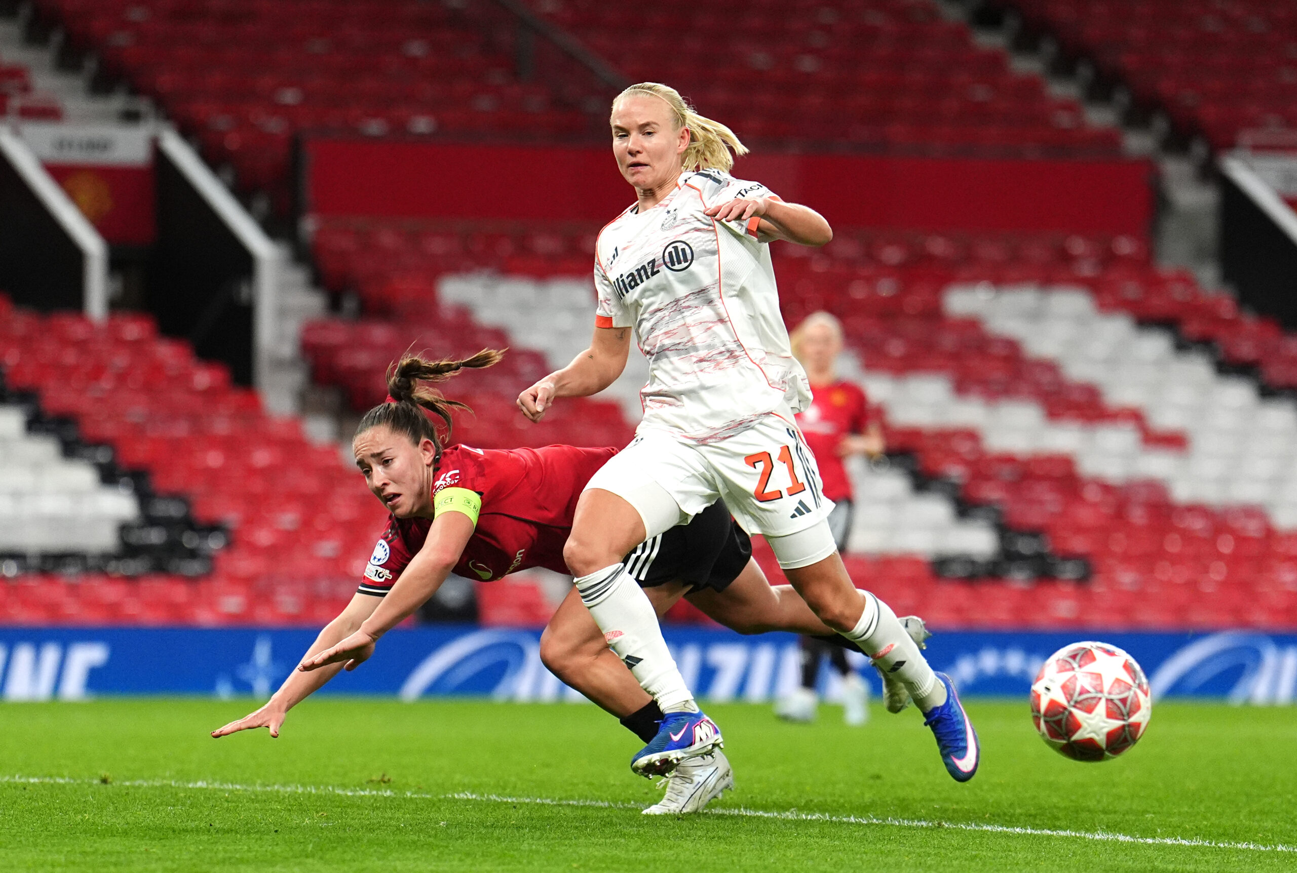 Ligue des champions féminine : Le Bayern se défait de Manchester United au terme d'un match animé