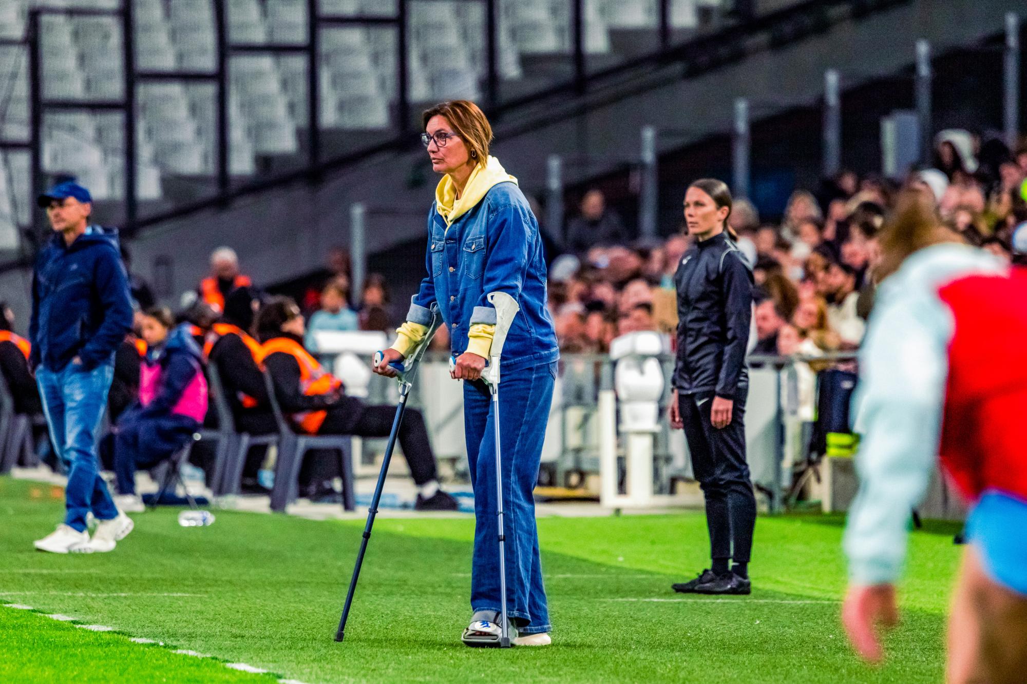 Première Ligue : «/On est passé à côté de l'enjeu sportif, mais on peut remercier les supporters qui se sont déplacés/», estime Corinne Diacre après la grande première des Marseillaises au Vélodrome