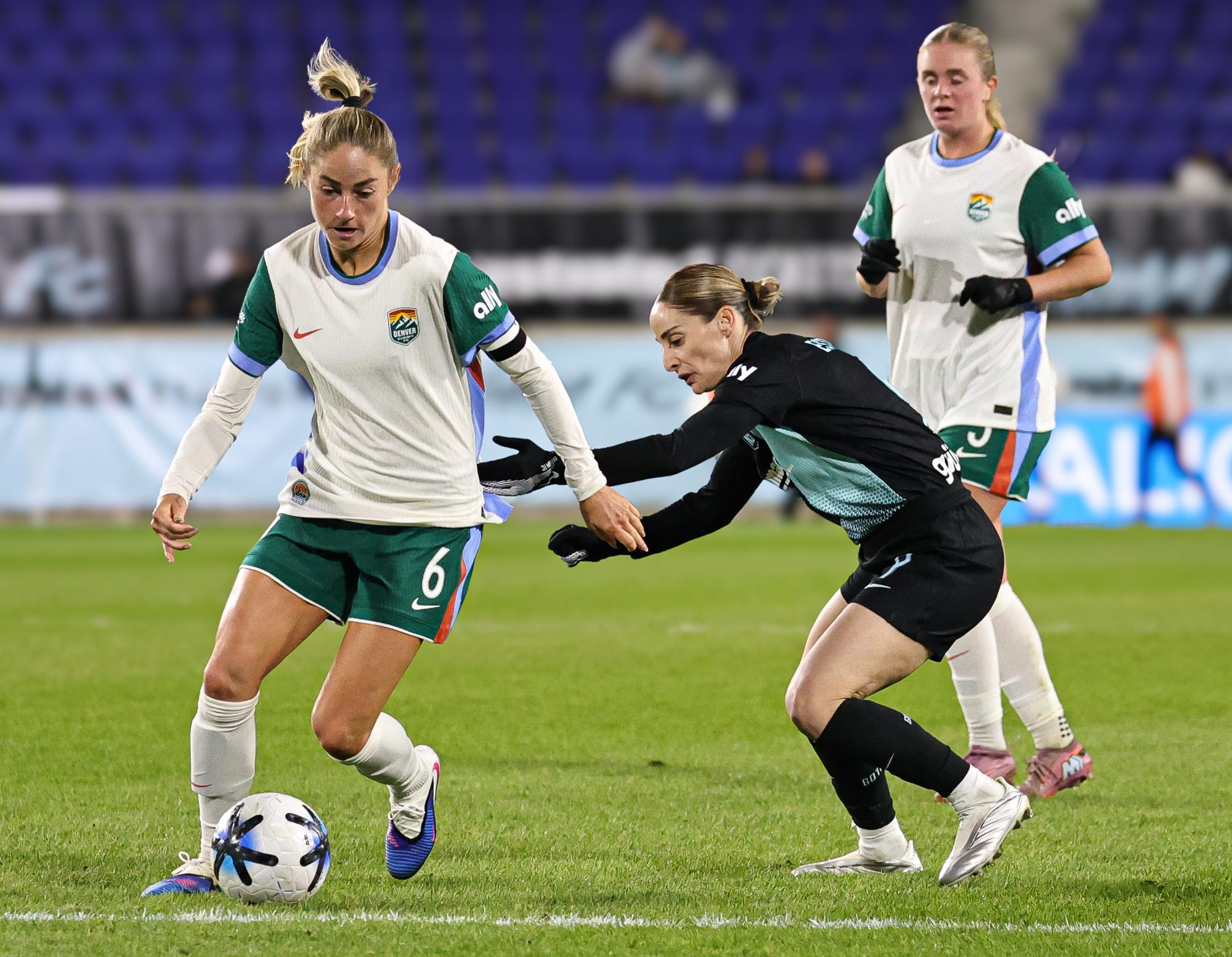 NWSL : Denver fait tomber le record d'affluence pour sa première saison dans le championnat