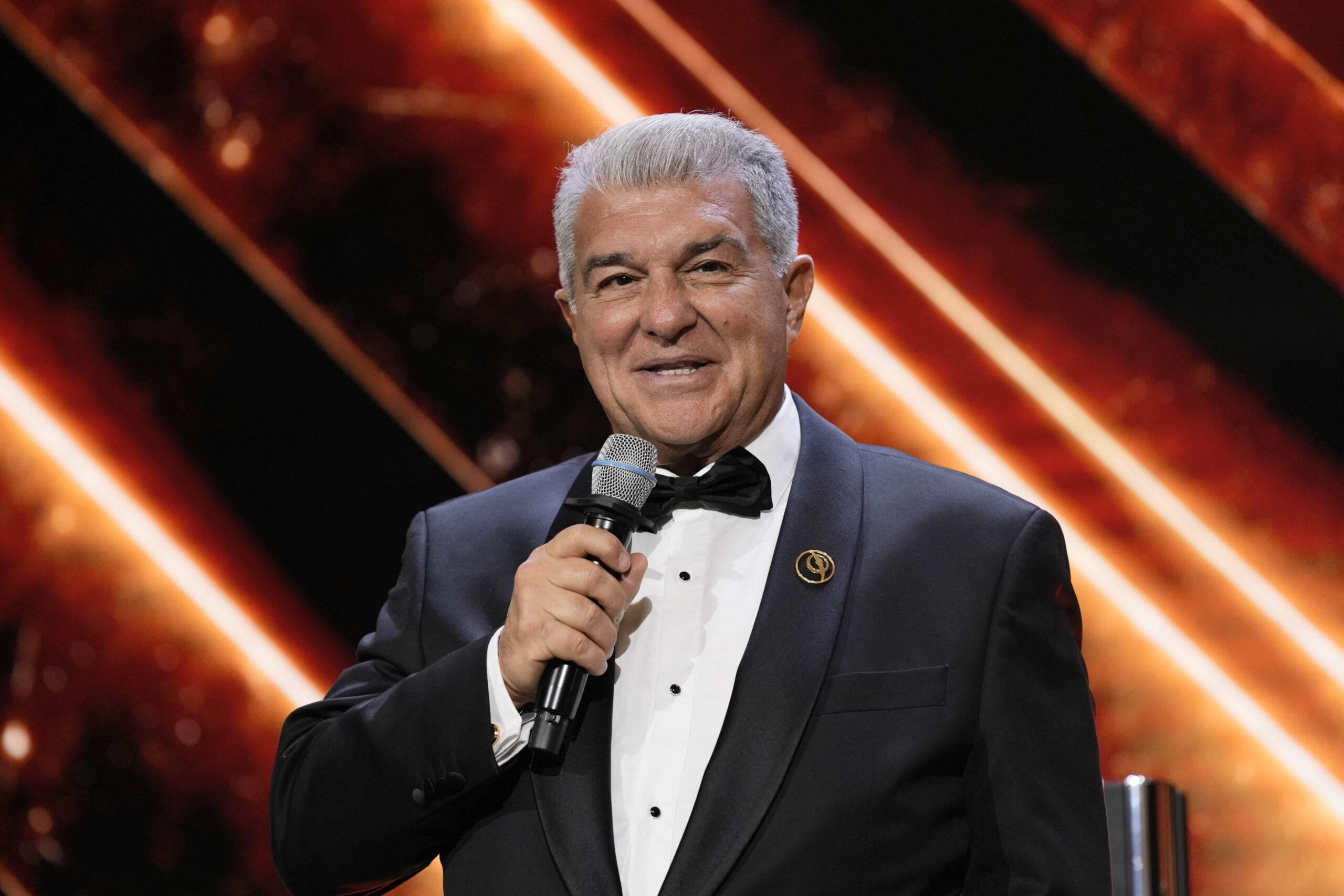 Joan Laporta revient sur le départ de Lionel Messi de Barcelone : « J'ai dû prendre une décision et je pense avoir fait le bon choix »