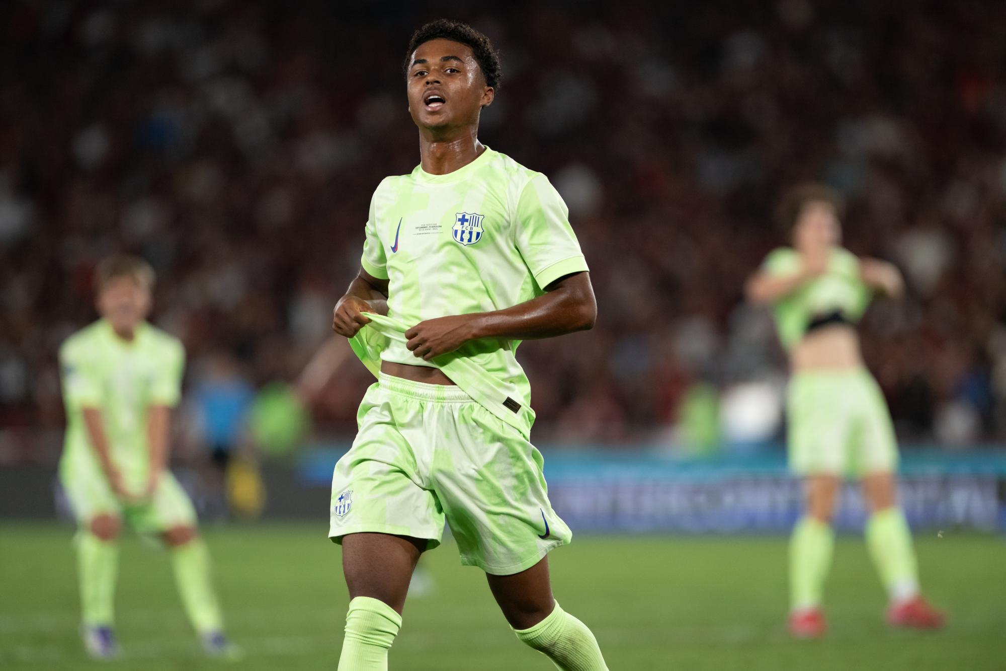 Shane Kluivert, fils de Patrick, prolonge avec le FC Barcelone jusqu'en 2028