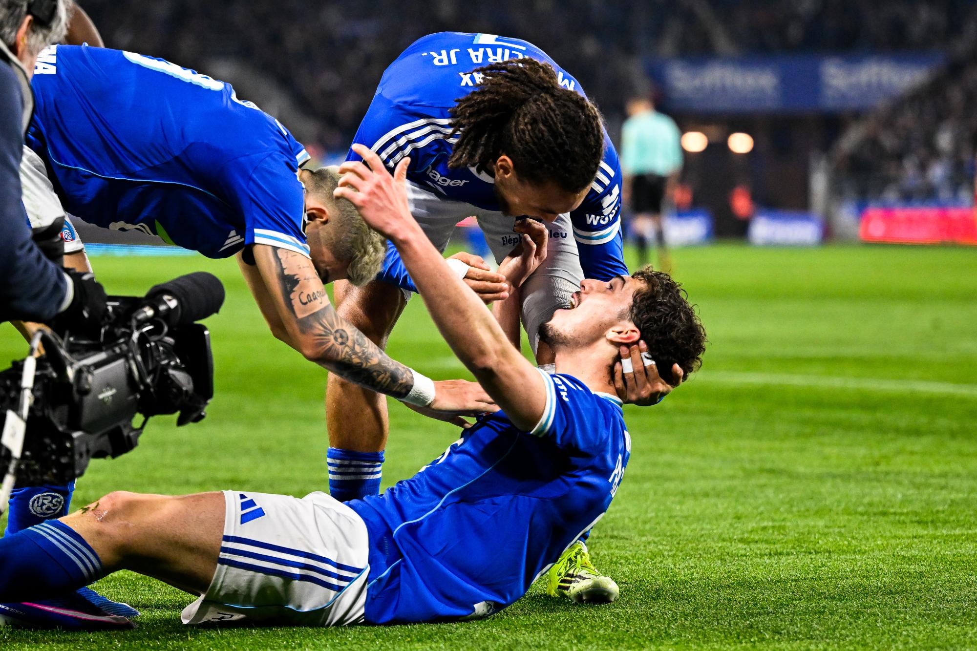 Strasbourg-Nice : les joueurs du RCSA arboreront le patch doré de meilleur buteur que devait porter Joaquín Panichelli