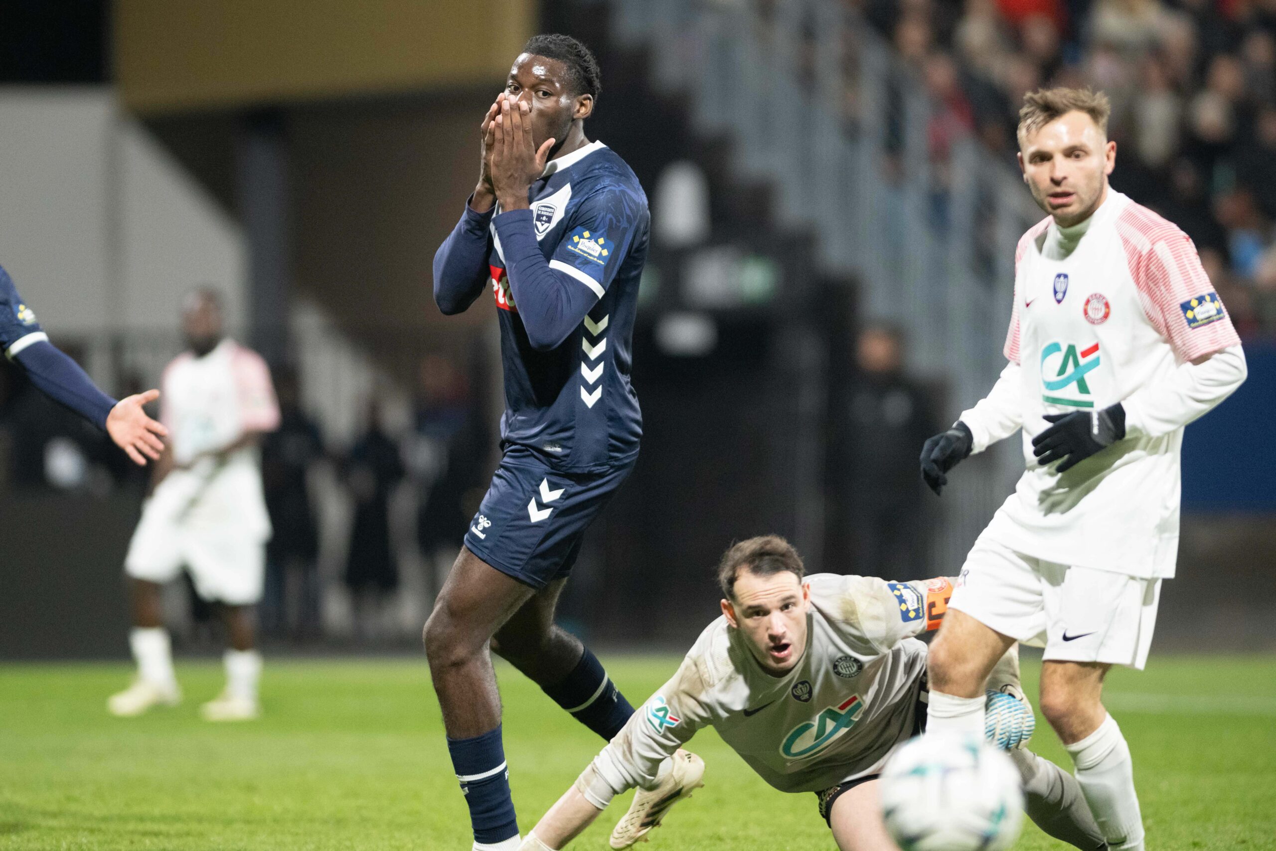 Les Girondins de Bordeaux de Gérard Lopez sont tombés en National 2, mais n'arrivent pas à retrouver la lumière