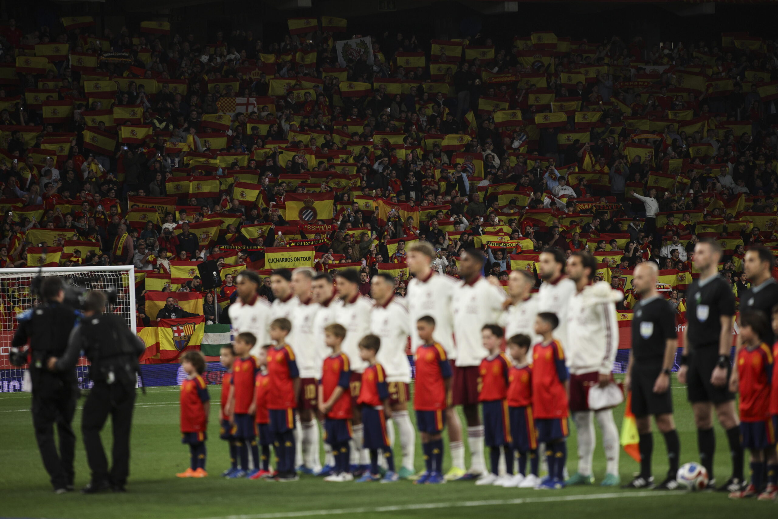 ENTRETIEN : Sergio del Molino : « Ce que nous voyons dans les tribunes, c'est l'expression de ce qui flotte dans la société espagnole//»
