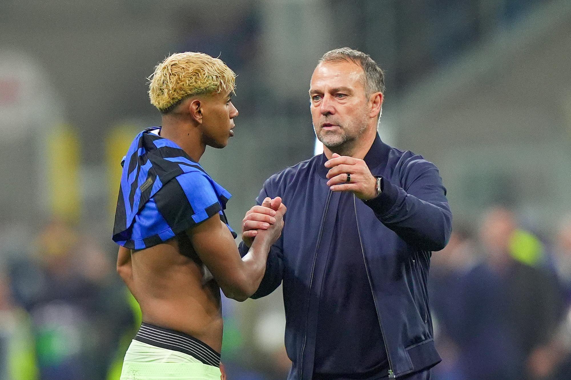 Hansi Flick encourage toujours Lamine Yamal malgré les petites crises de ce dernier