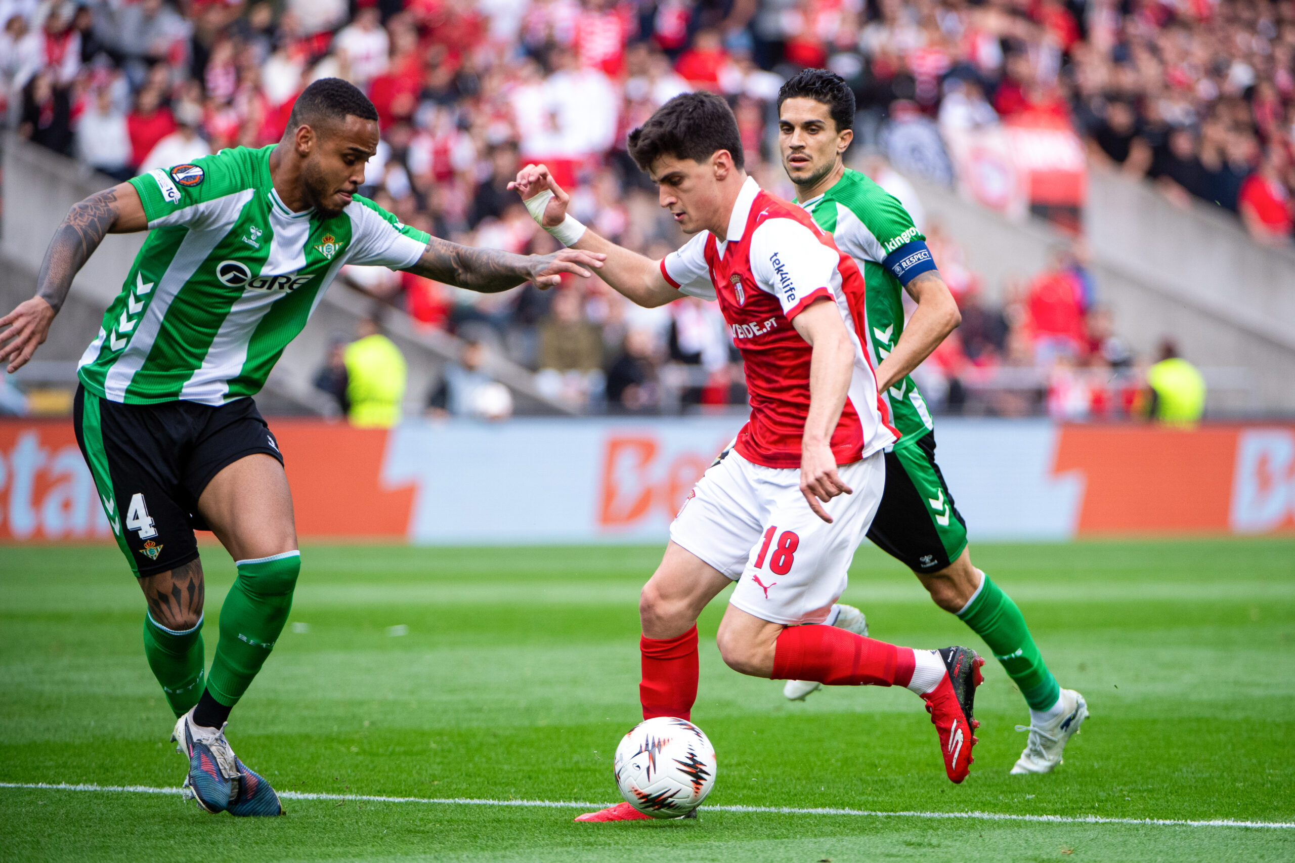 Braga et le Real Betis font match nul en quarts de finale allers de Ligue Europa
