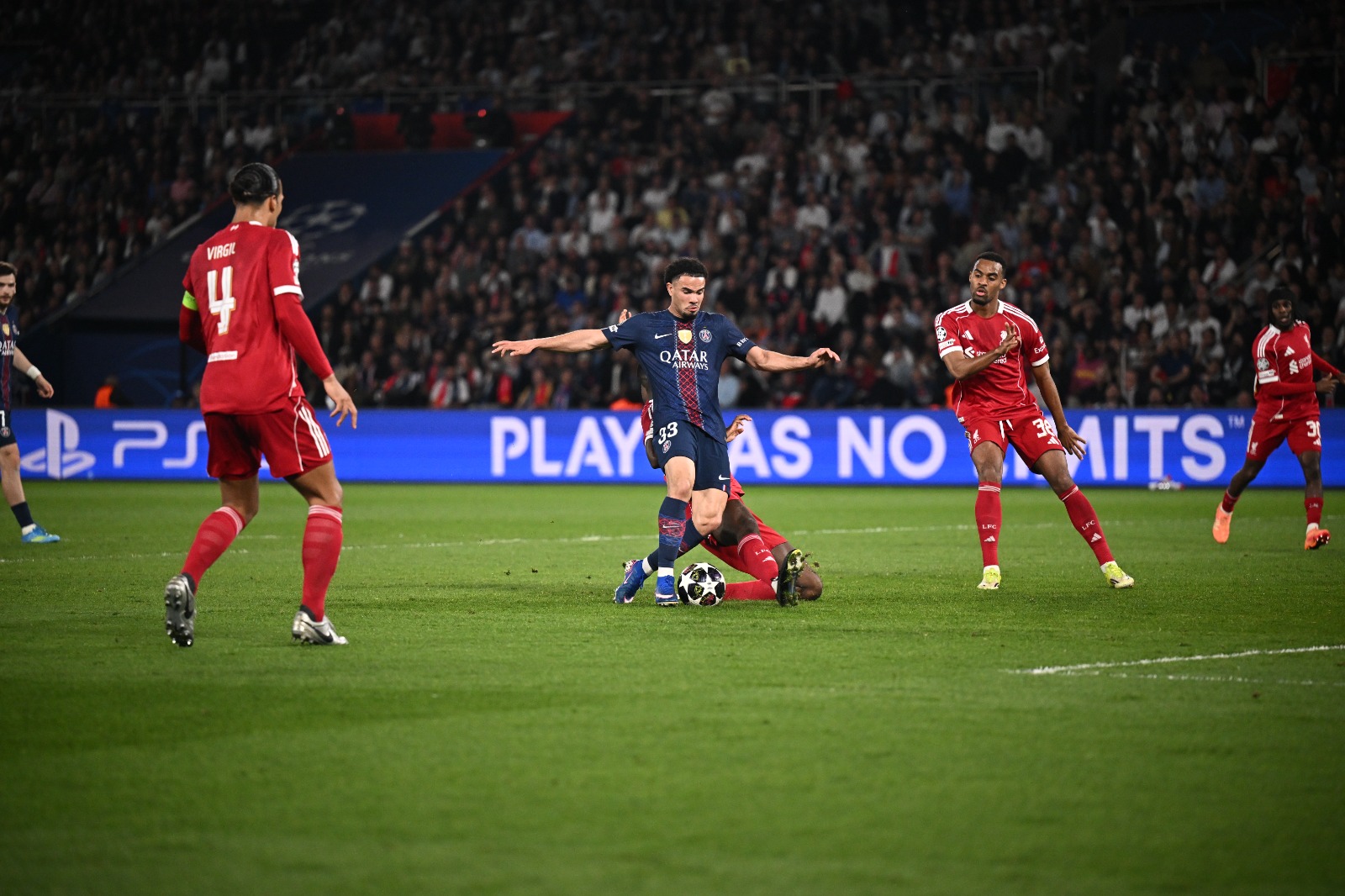 Ligue des champions PSG-Liverpool : Y avait-il penalty sur le tacle de Konaté sur Zaïre-Emery ?