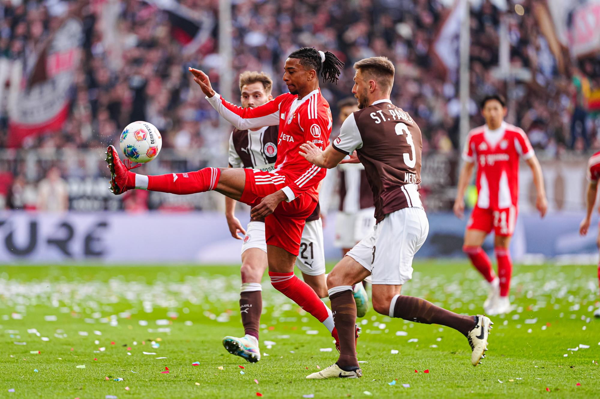 Bundesliga : Michael Olise est le joueur le plus décisif des cinq grands championnats
