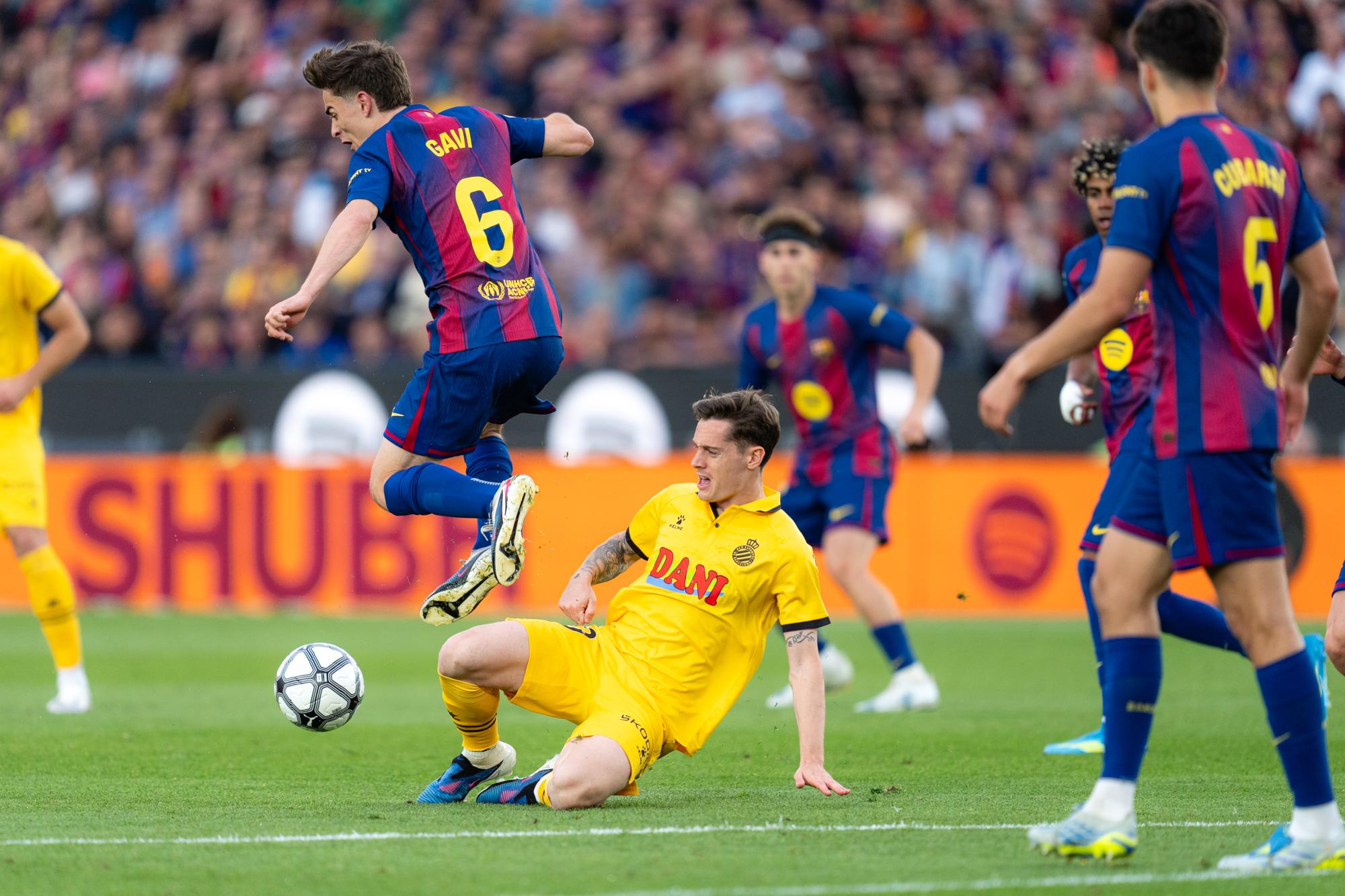 Liga : Pol Lozano s'est plaint de l'attitude des joueurs du Barça après le derby de Barcelone