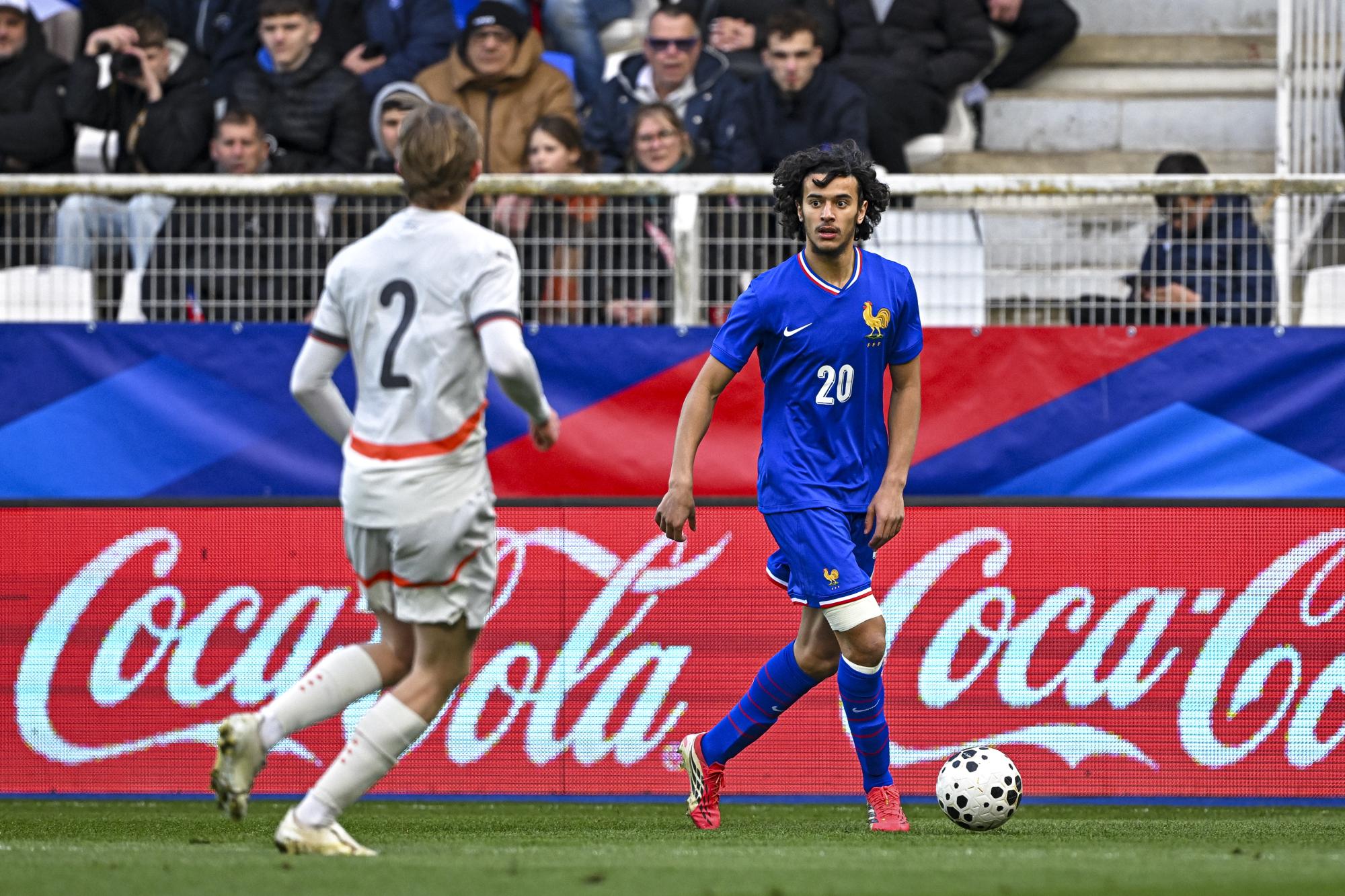 Ligue 1 : Le Franco-Marocain Ayyoub Bouaddi n'a pas encore tranché pour son avenir international