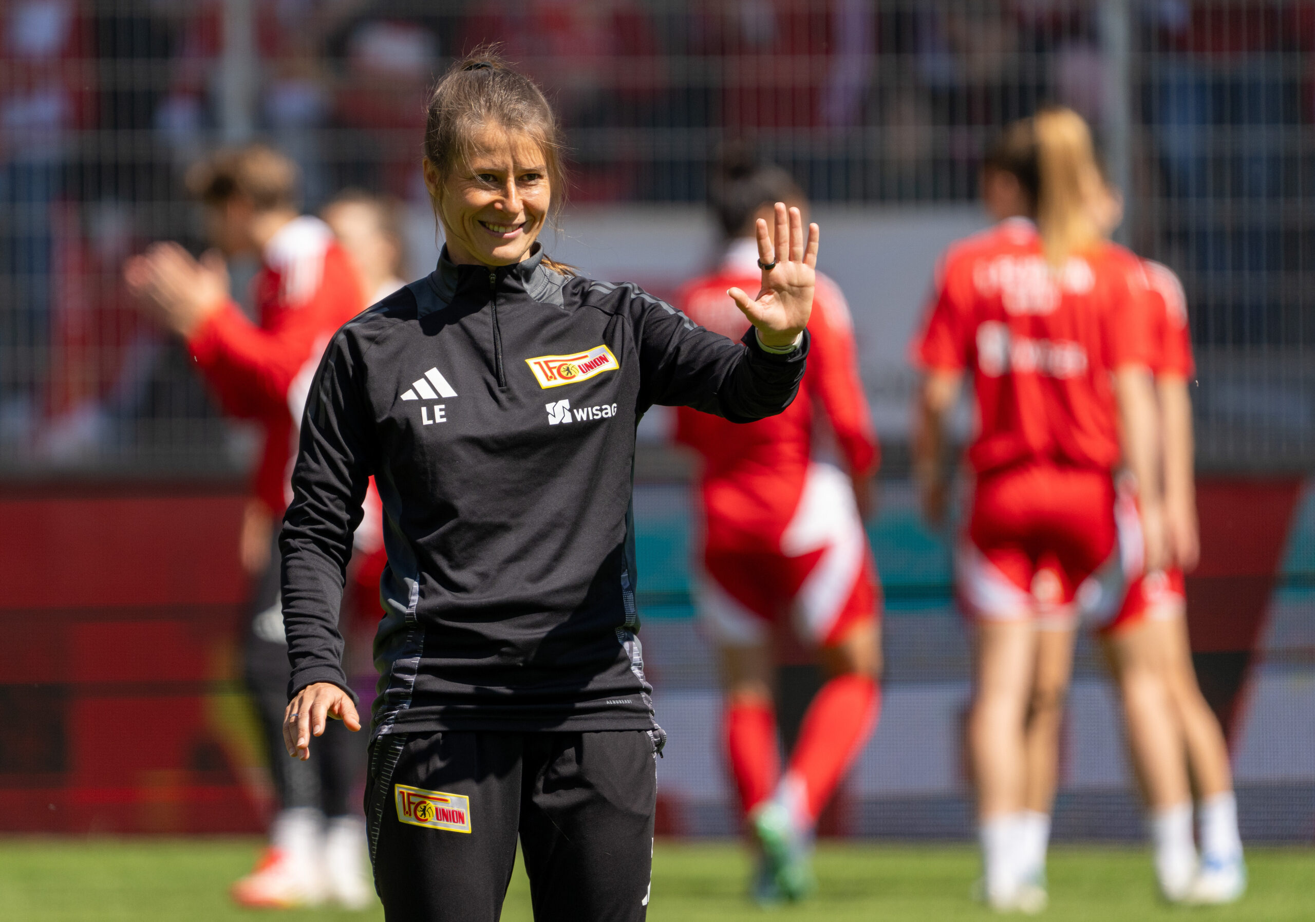 Bundesliga : Qui est Marie-Louise Eta, la première femme à devenir entraîneuse d'une équipe de Bundesliga masculine
