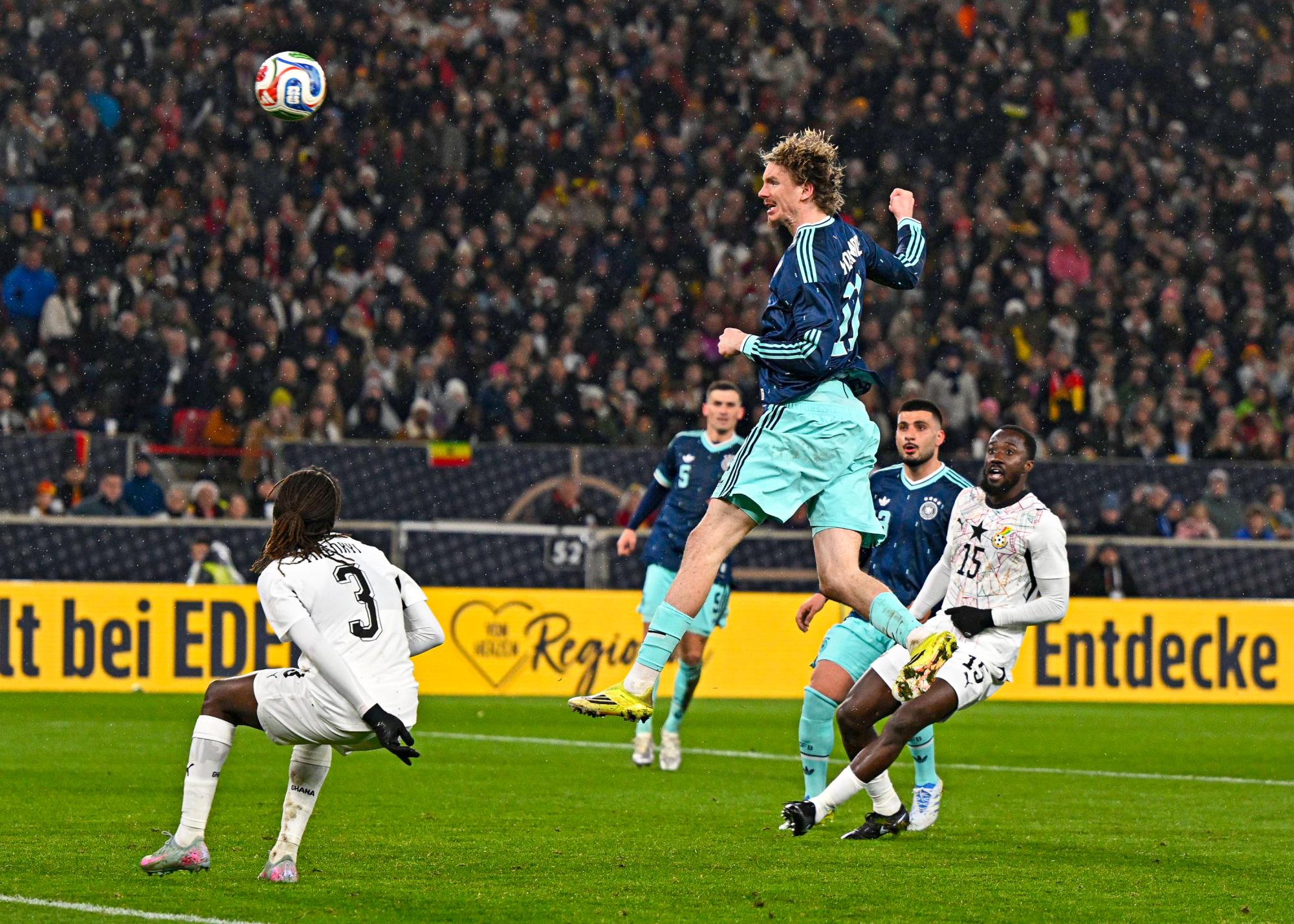 Le buteur de la Mannschaft change de métier