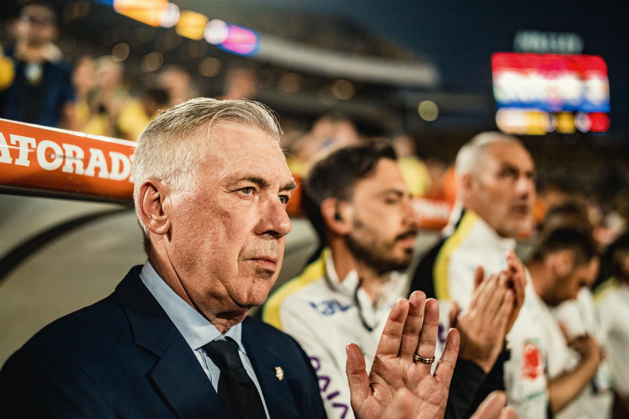 Carlo Ancelotti critique le football italien après les matchs de Ligue des champions