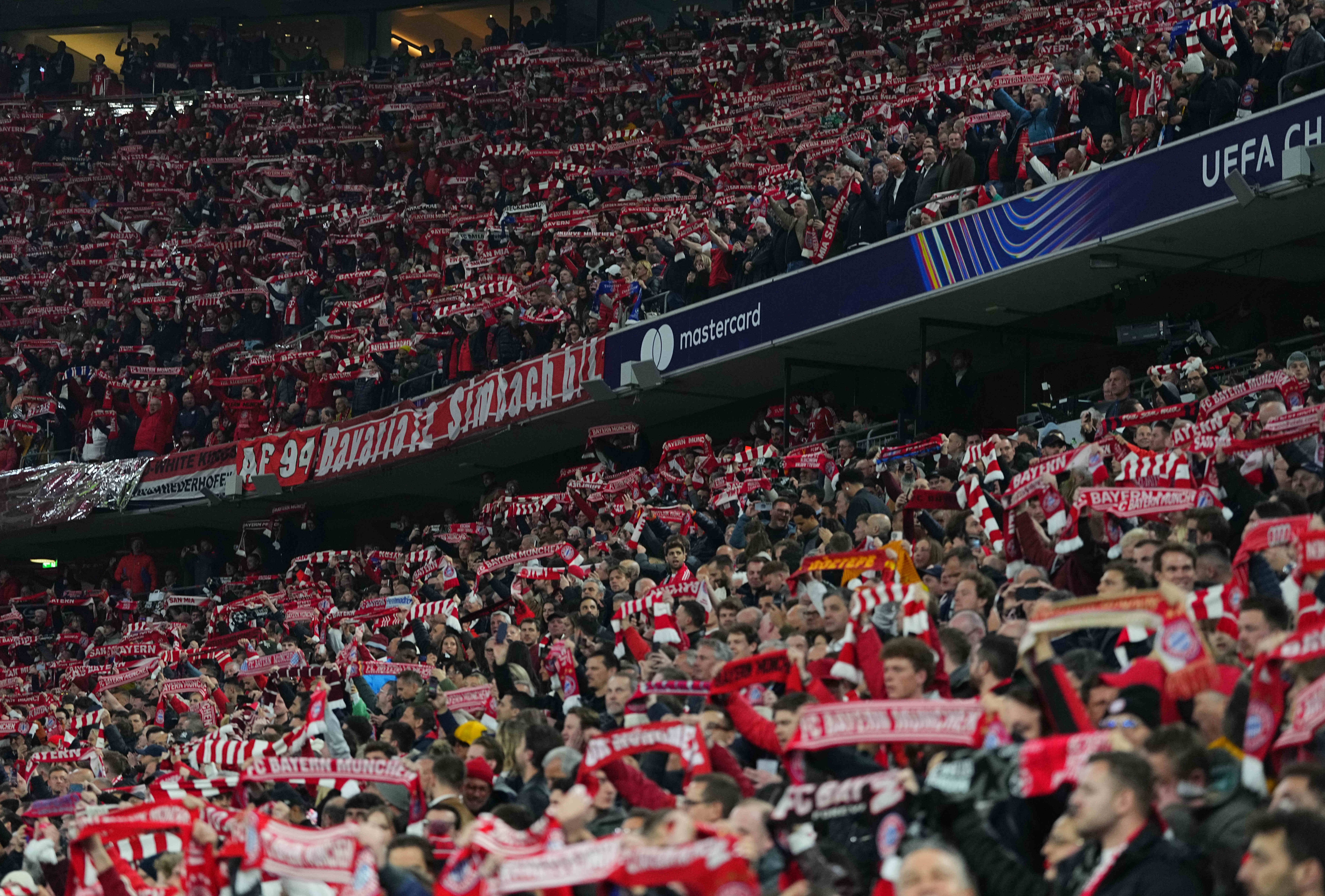 L'UEFA ouvre une procédure : Des photographes blessés lors de Bayern-Real Madrid