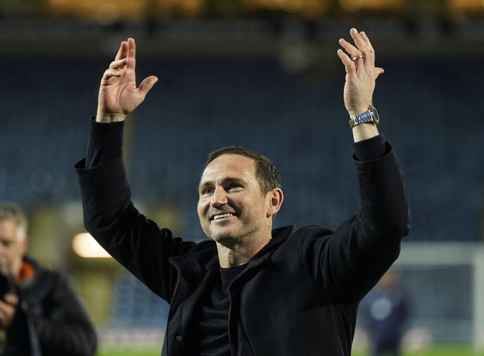 Frank Lampard remporte le prix de meilleur entraîneur de la saison en Championship après avoir guidé Coventry City vers la montée