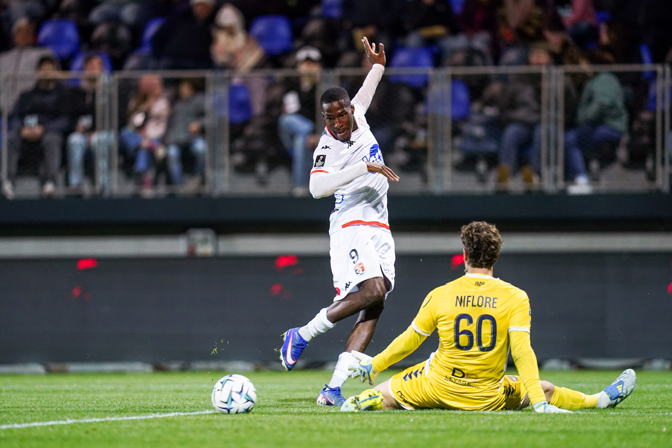Ligue 2 résultat : Laval joue un mauvais coup à Dunkerque et est toujours en lice pour le maintien