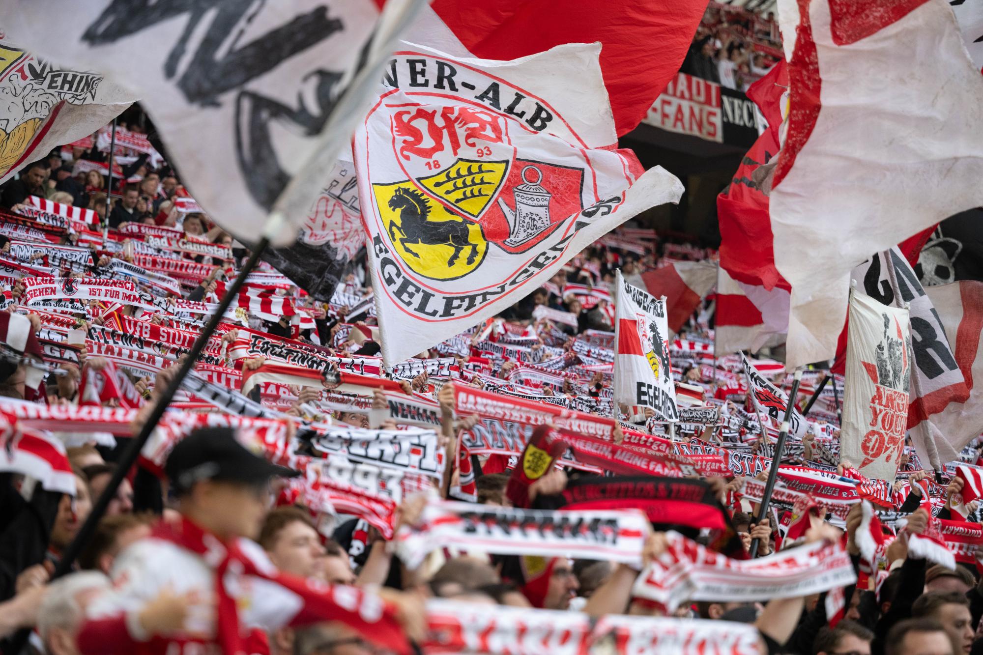 Autour de 500 supporters de Stuttgart ont été arrêtés avant le match contre le Bayern