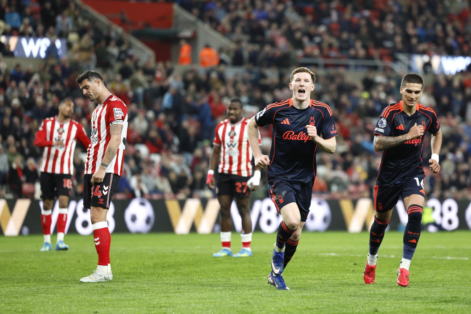 Premier League - Nottingham Forest assure quasiment son maintien et met la pression sur Tottenham