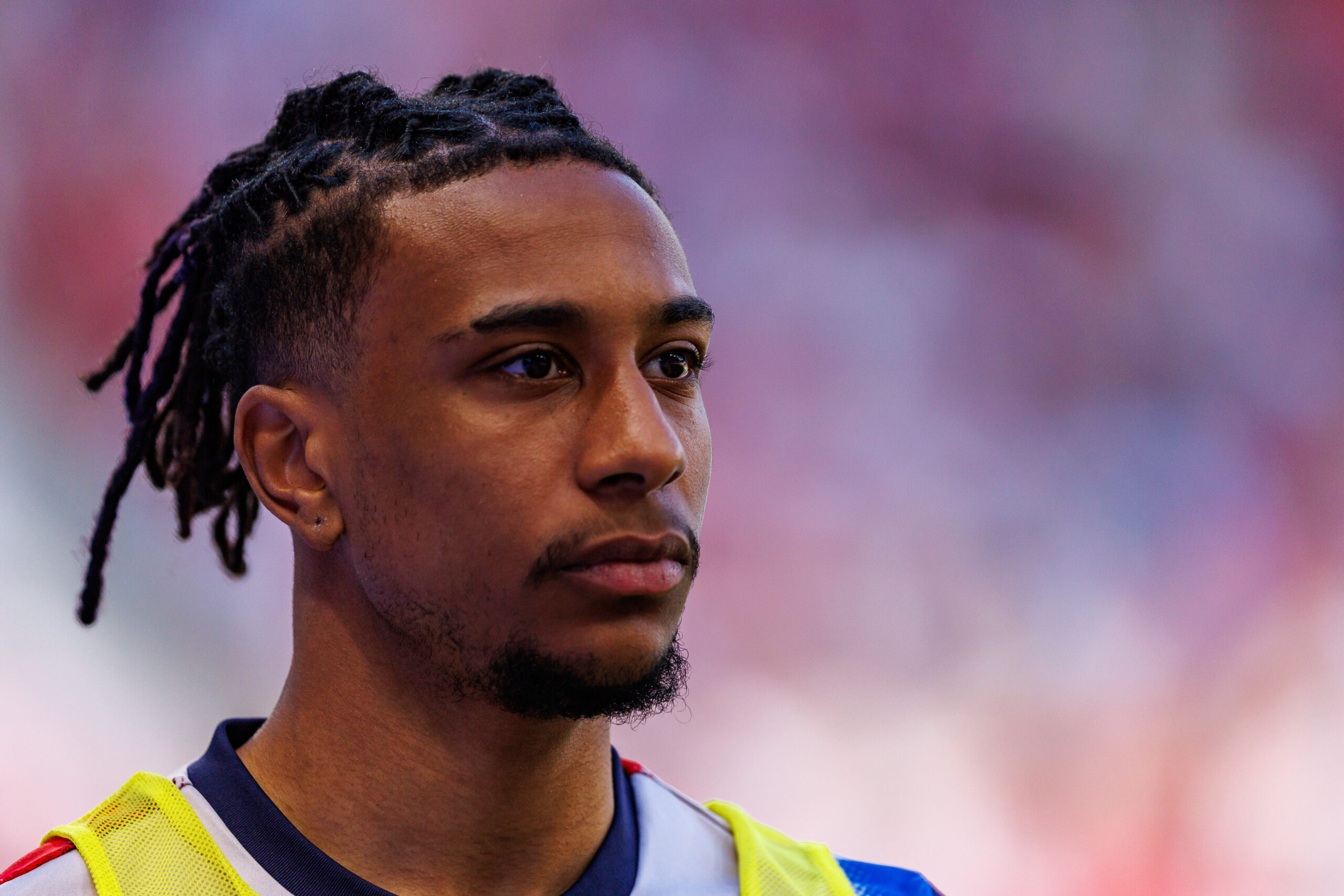 Après la folle victoire du Bayern Munich à Mayence, le drôle de doigt d'honneur de Michael Olise à Jamal Musiala