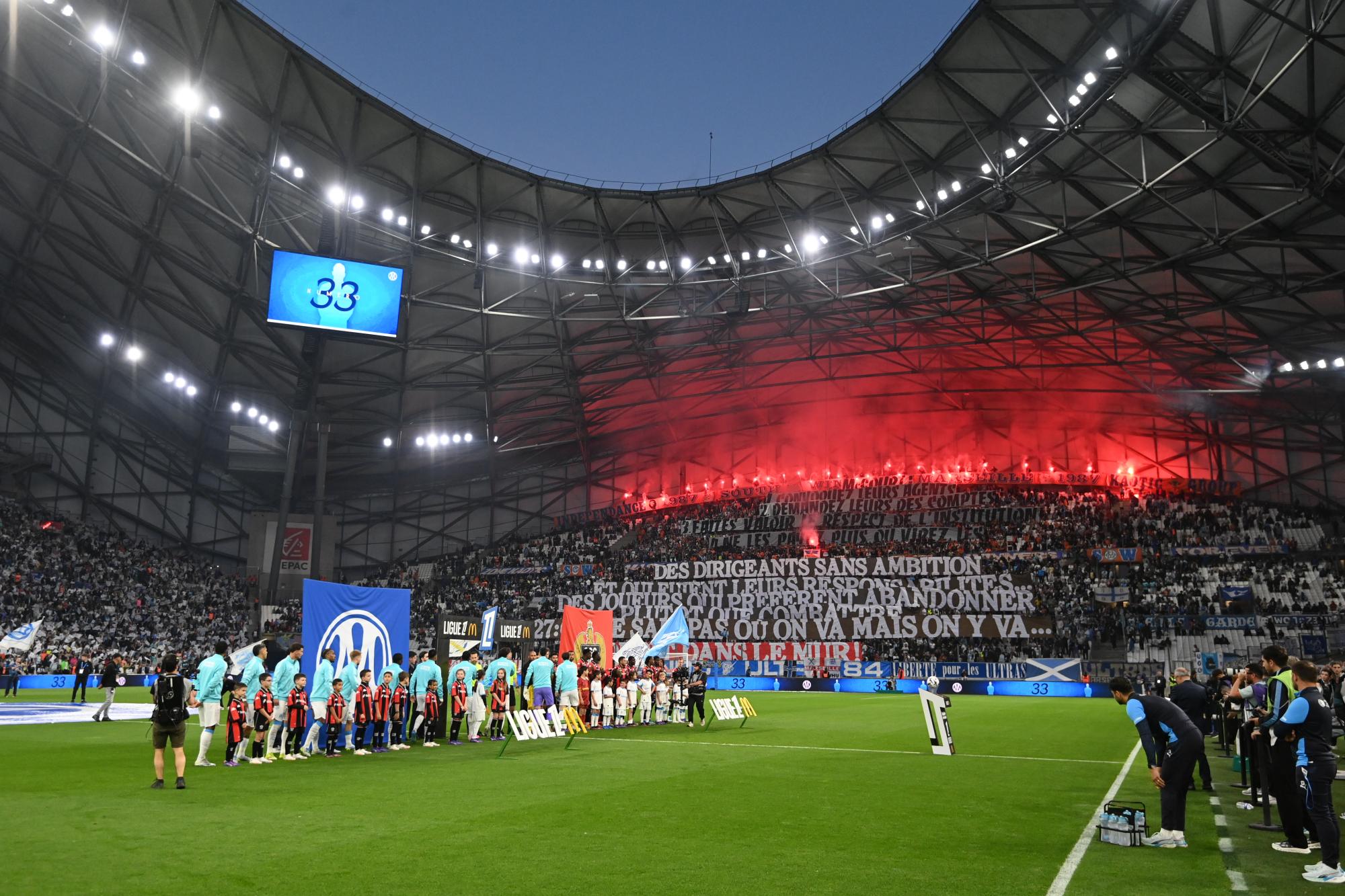 Marseille-Nice : les virages du Vélodrome s'en prennent aux dirigeants de l'OM