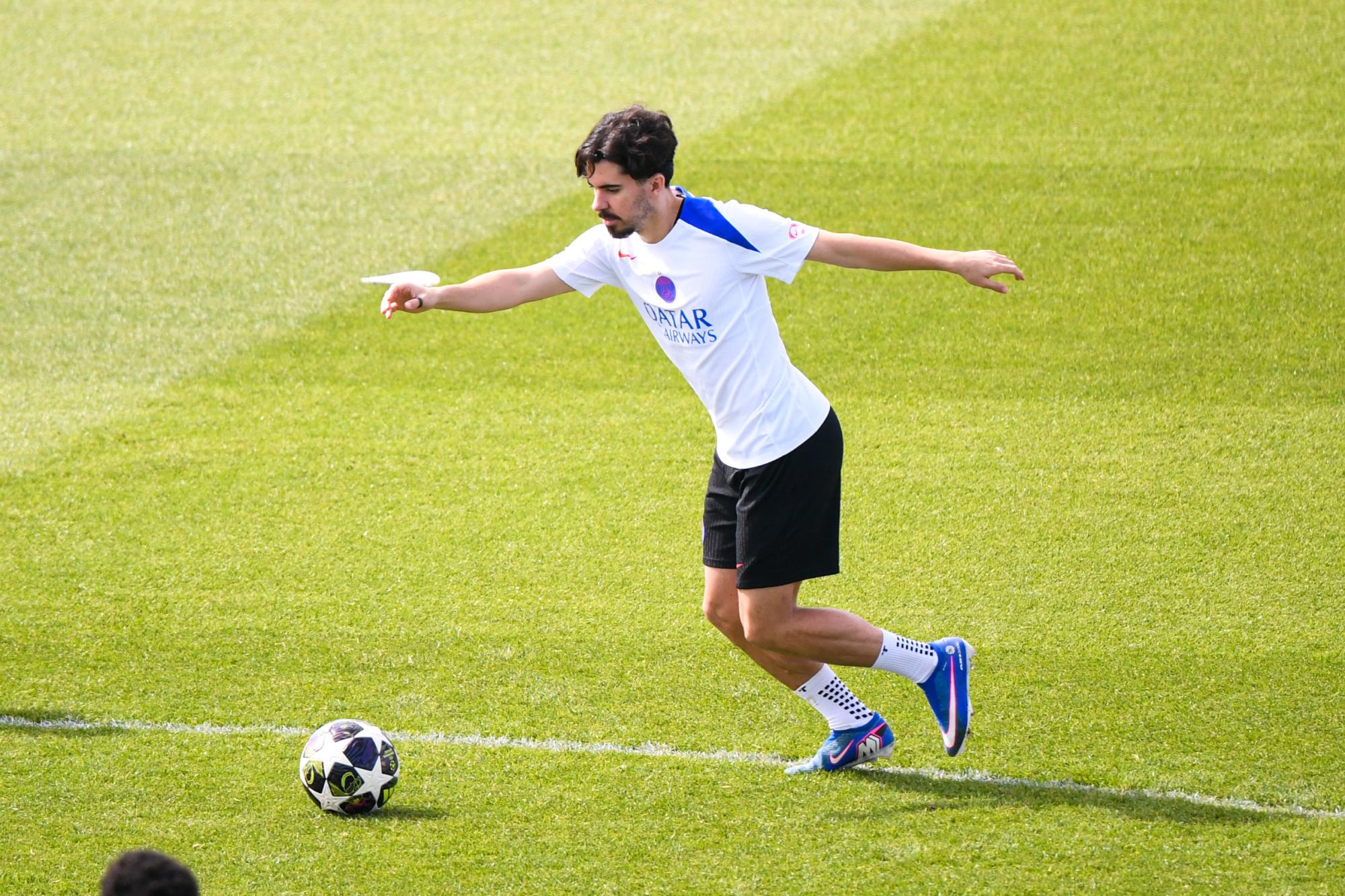 Vitinha de retour à l'entraînement avant la réception du Bayern Munich