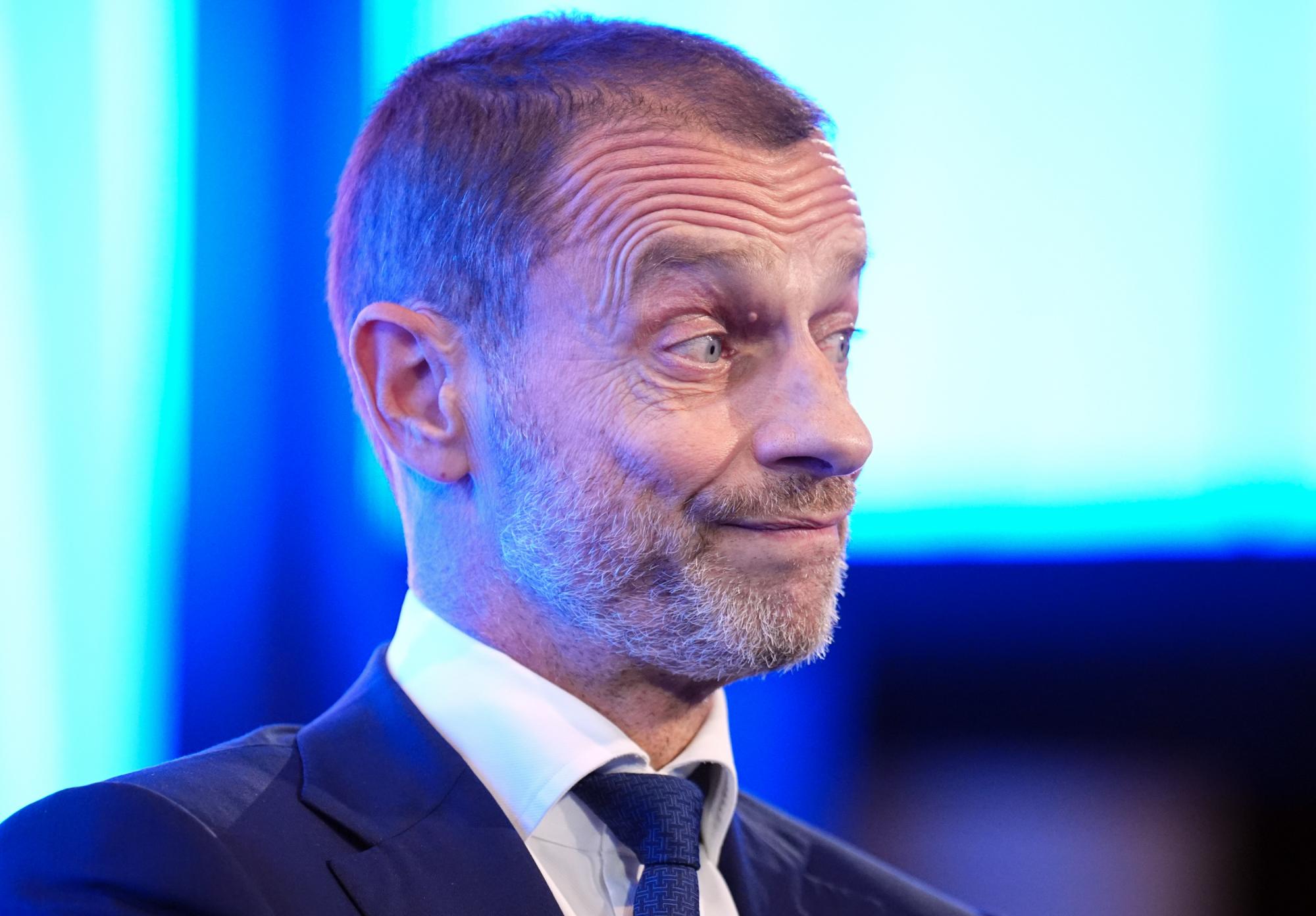 eferin menace encore de retirer l'organisation de l'Euro 2032 à l'Italie mais aussi de priver ses clubs de compétitions européennes