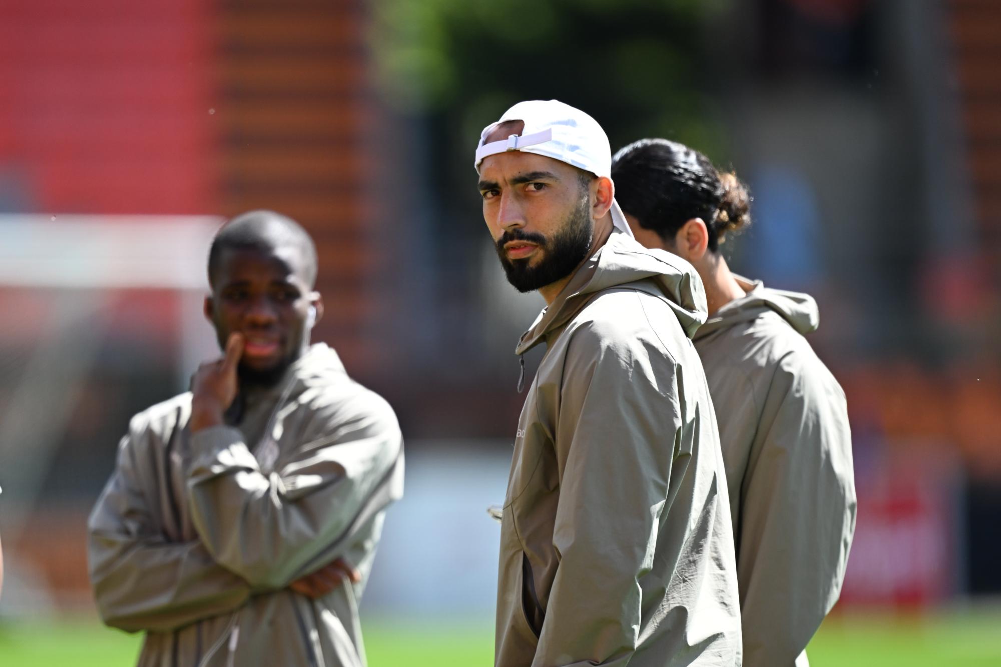 Une altercation entre Habib Beye et Himad Abdelli après le match contre l'OGC Nice