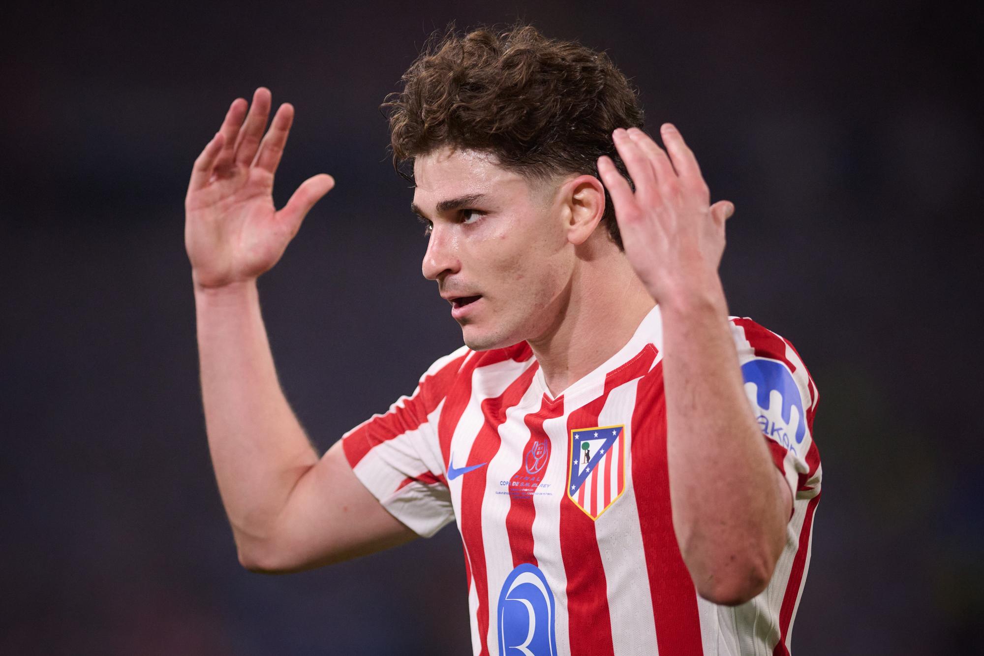 Atlético de Madrid : Julián Álvarez met les choses au clair concernant les rumeurs de transfert autour de lui