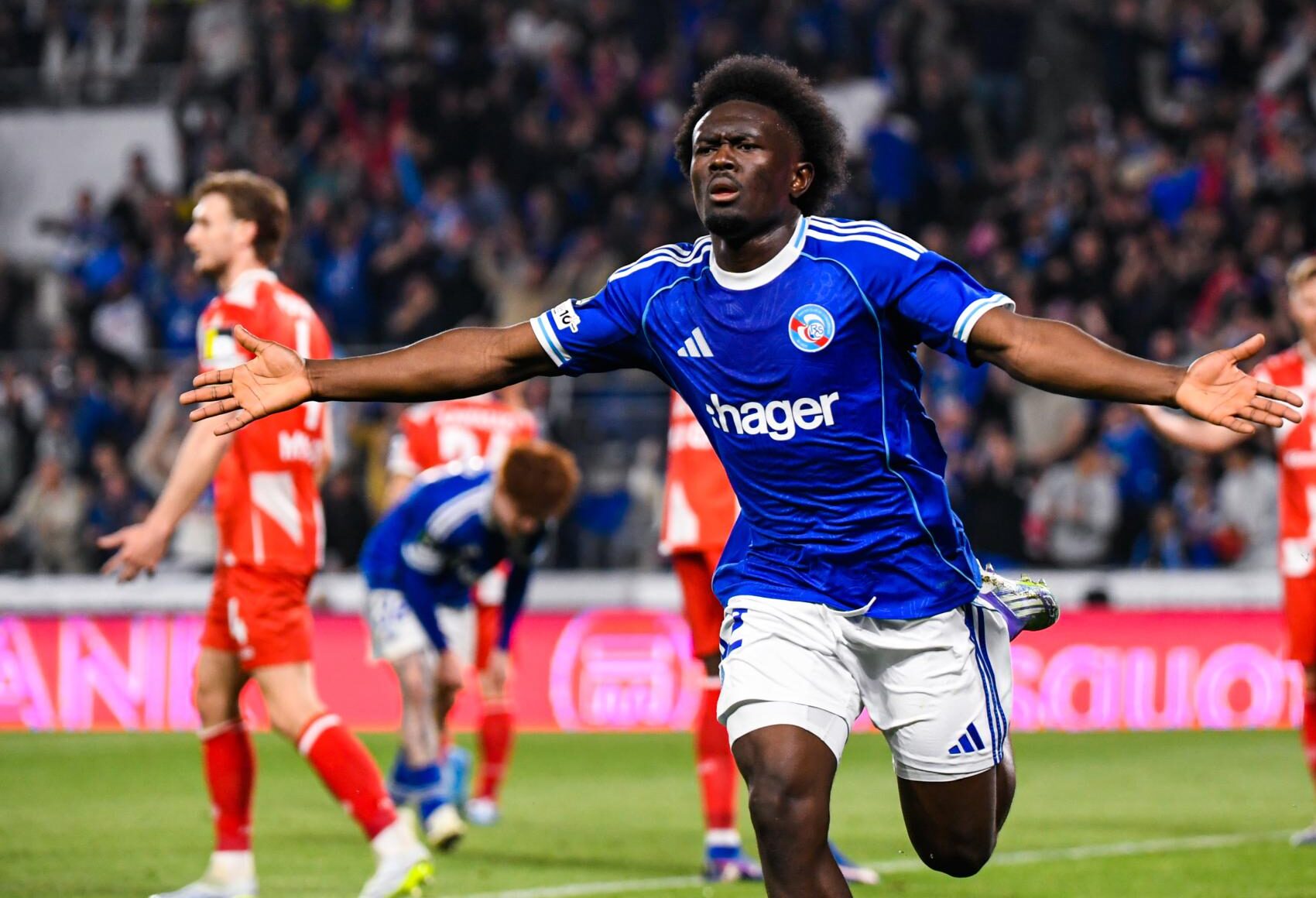 Ligue Conférence : Contre le Rayo Vallecano, une demi-finale pour sauver une saison agitée à Strasbourg