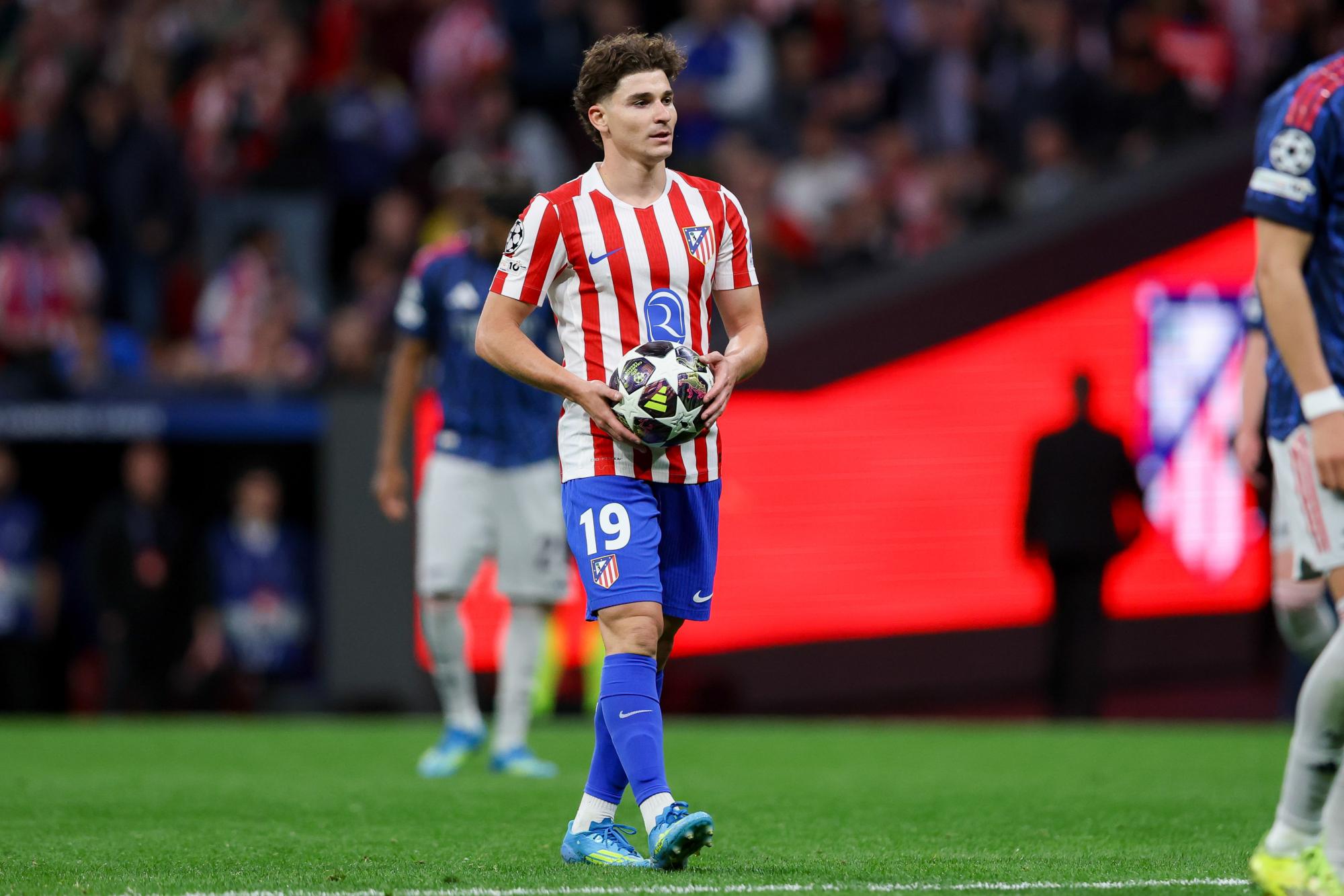 Ligue des champions : buteur puis blessé en demi-finales contre Arsenal, Julian Alvarez sera peut-être absent au retour