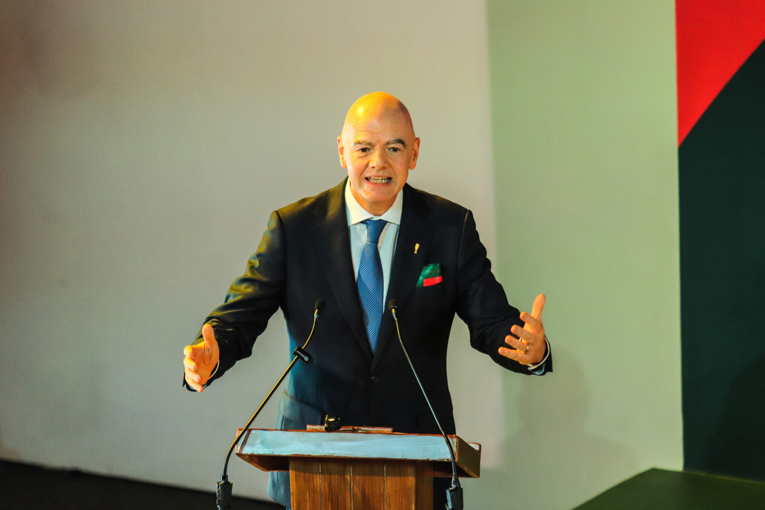 Mondial 2026 : Gianni Infantino annonce que l'Iran sera bien à la Coupe du monde, malgré la guerre avec les États-Unis et Israël