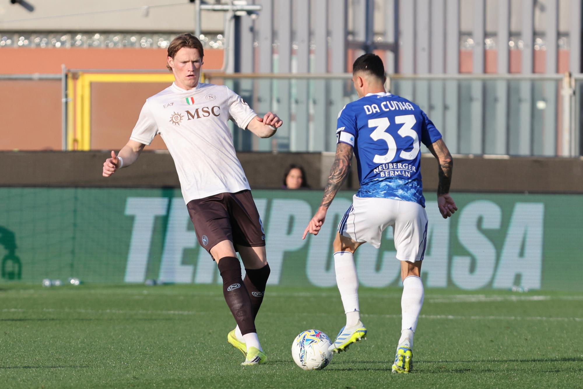 Serie A : tenu en échec à Côme, Naples laisse échapper deux points et ouvre la voie du titre à l'Inter